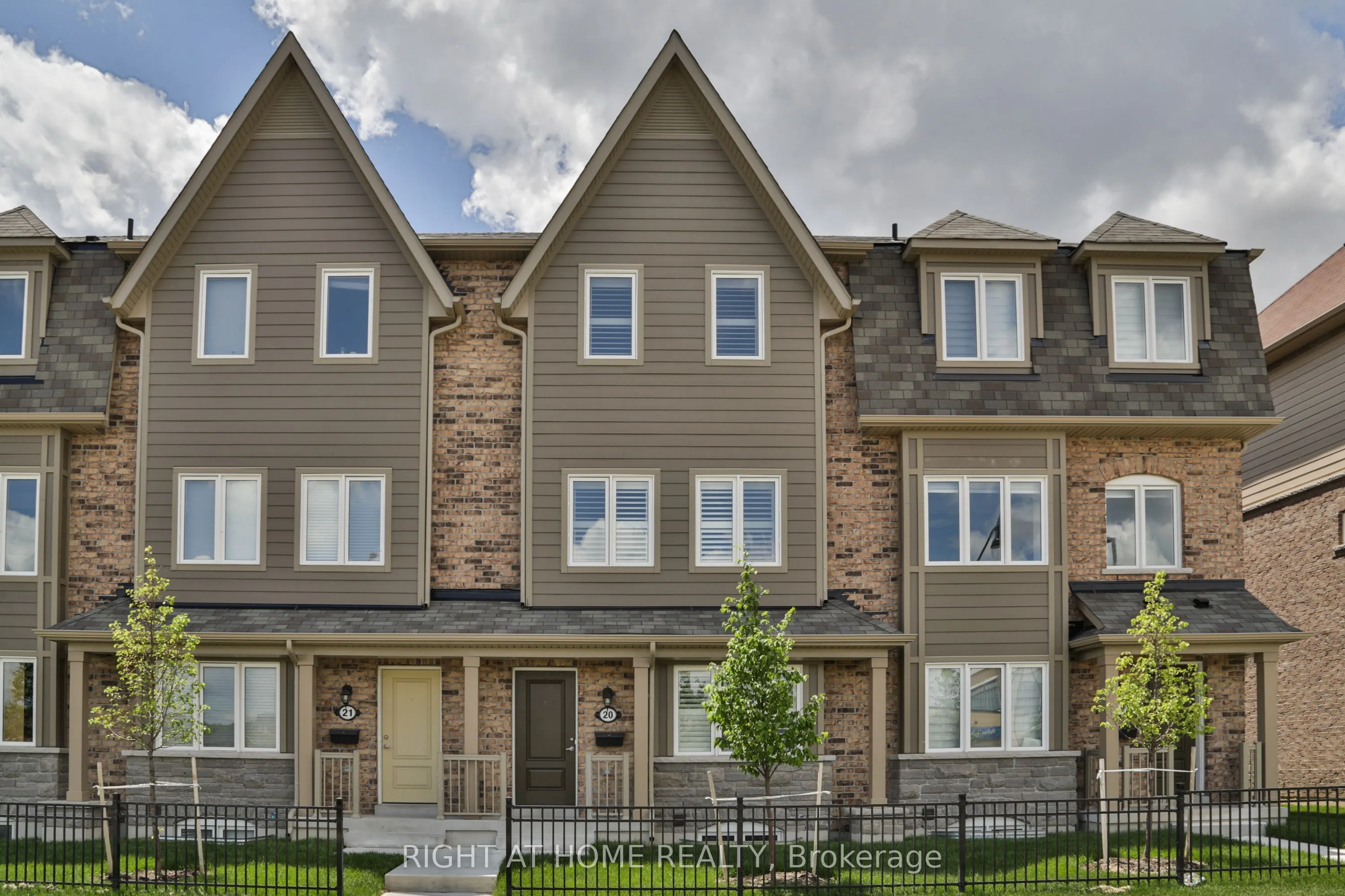 50 Edinburgh Drive #20