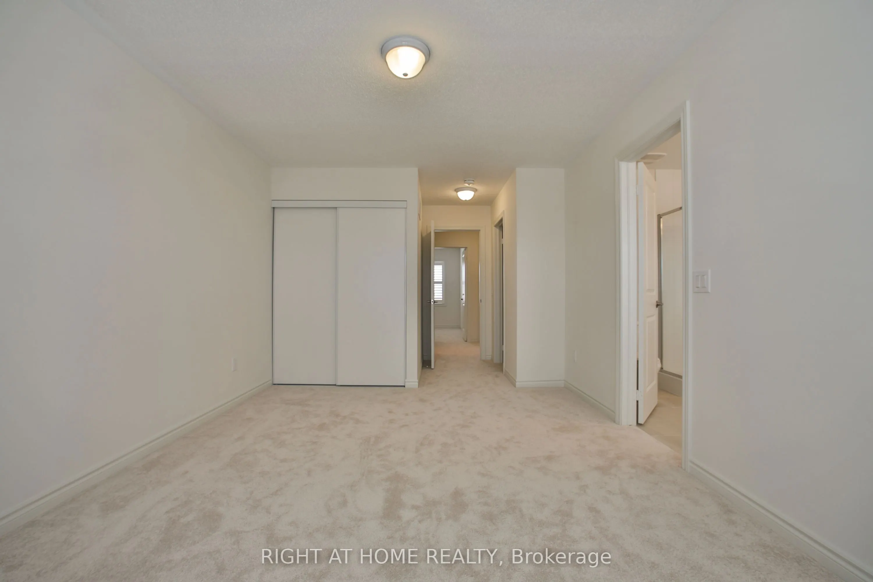 50 Edinburgh Drive #20
