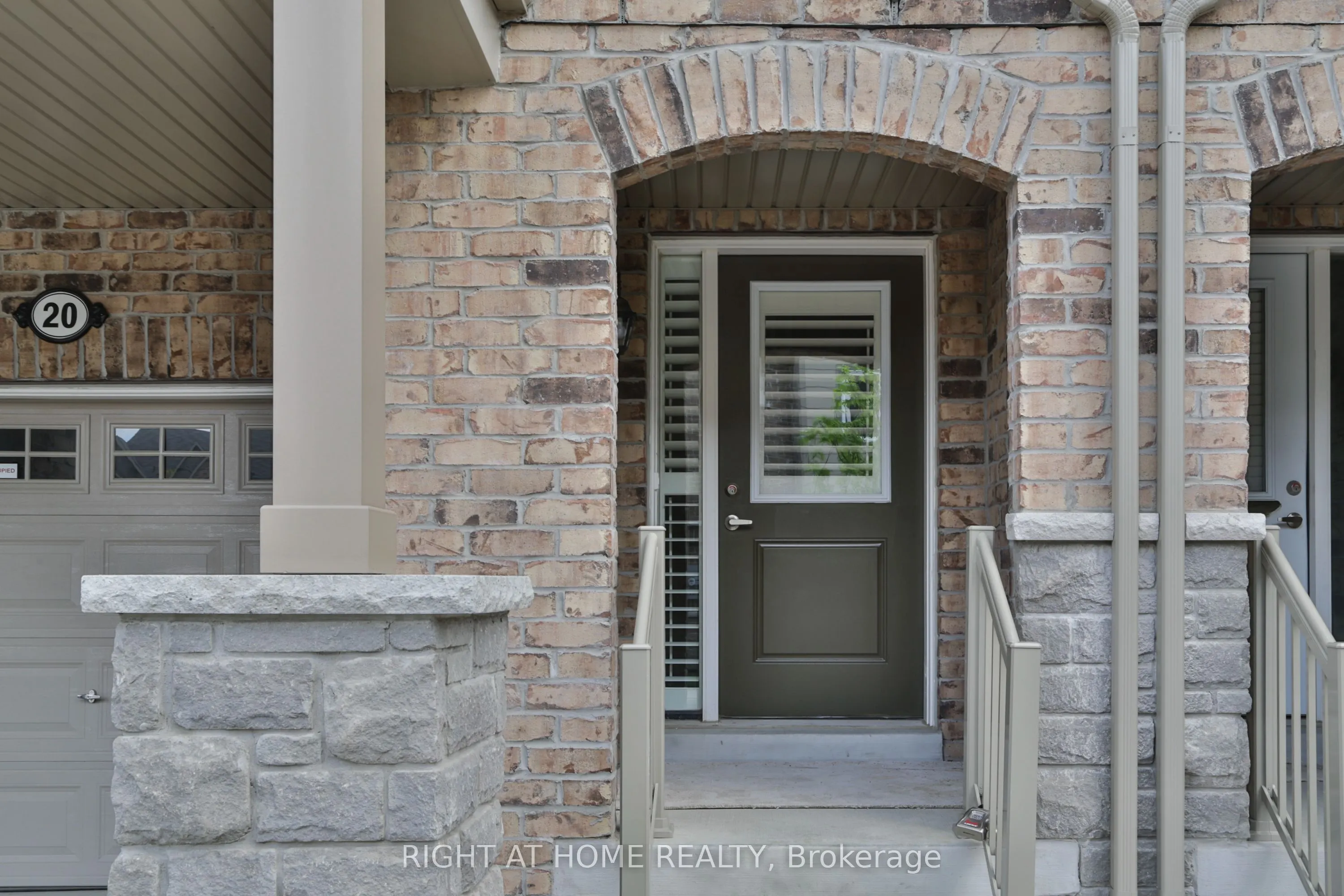50 Edinburgh Drive #20