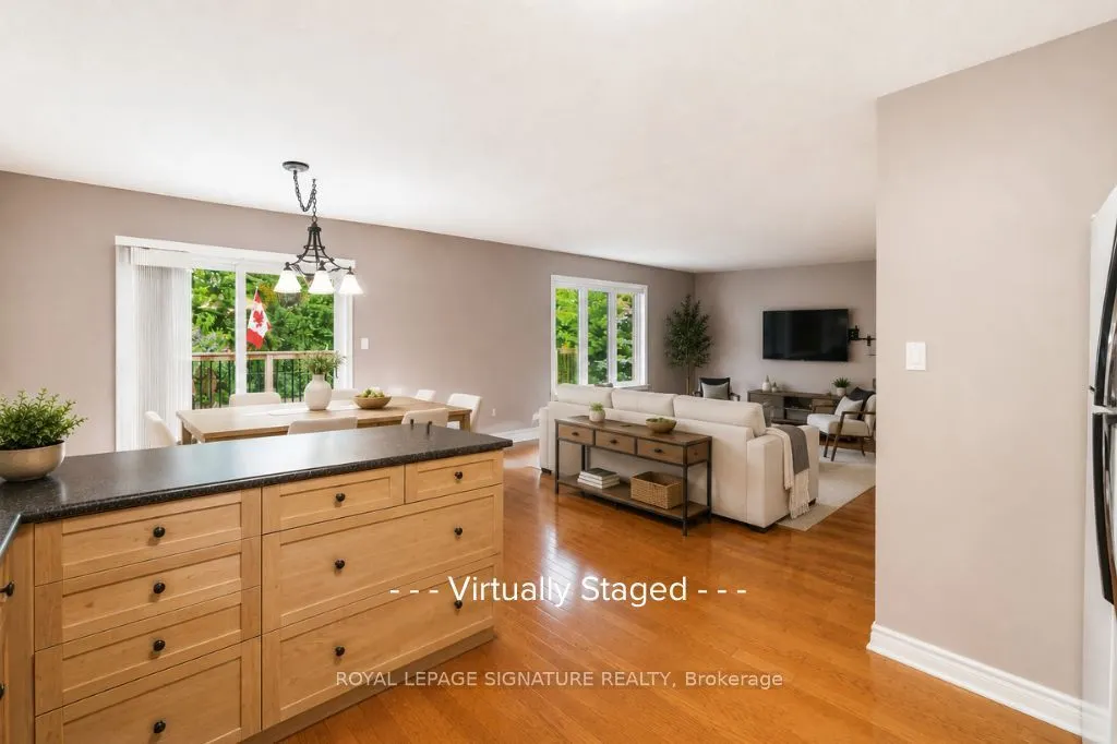 735 Poplar Road
