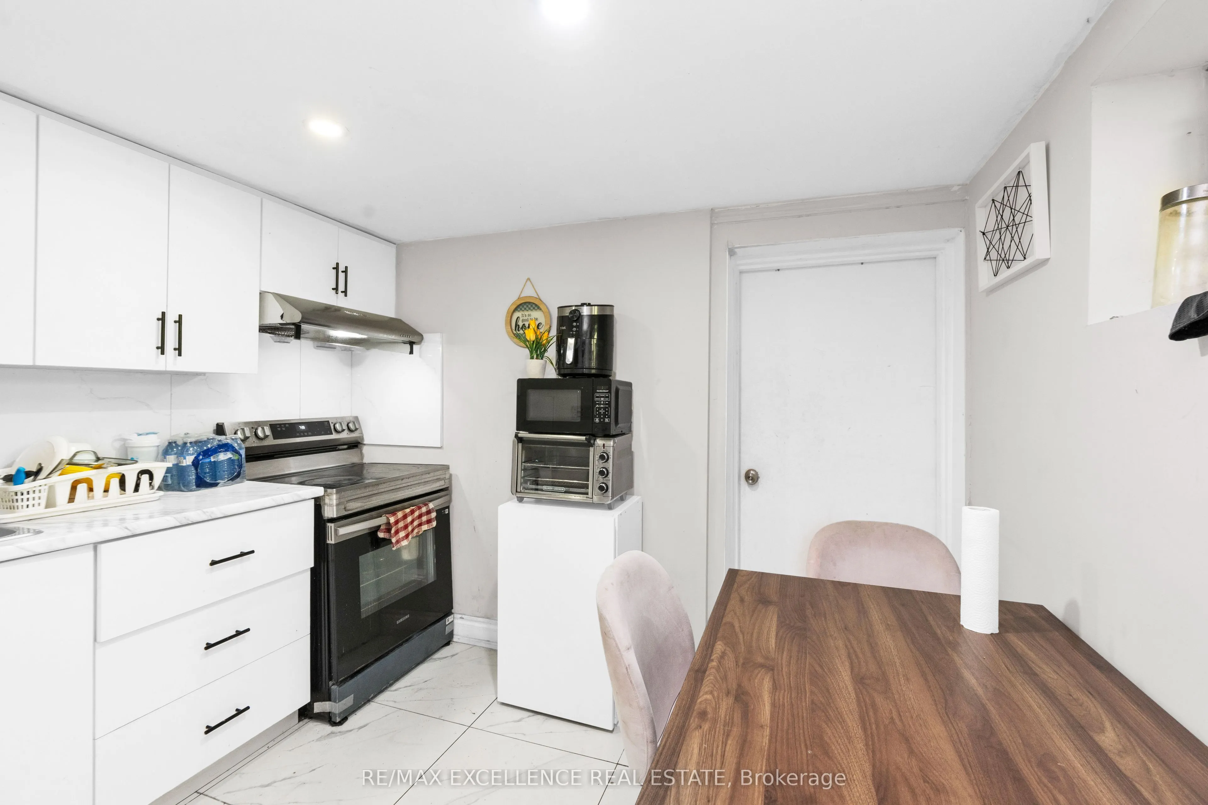 8951 Mississauga Road