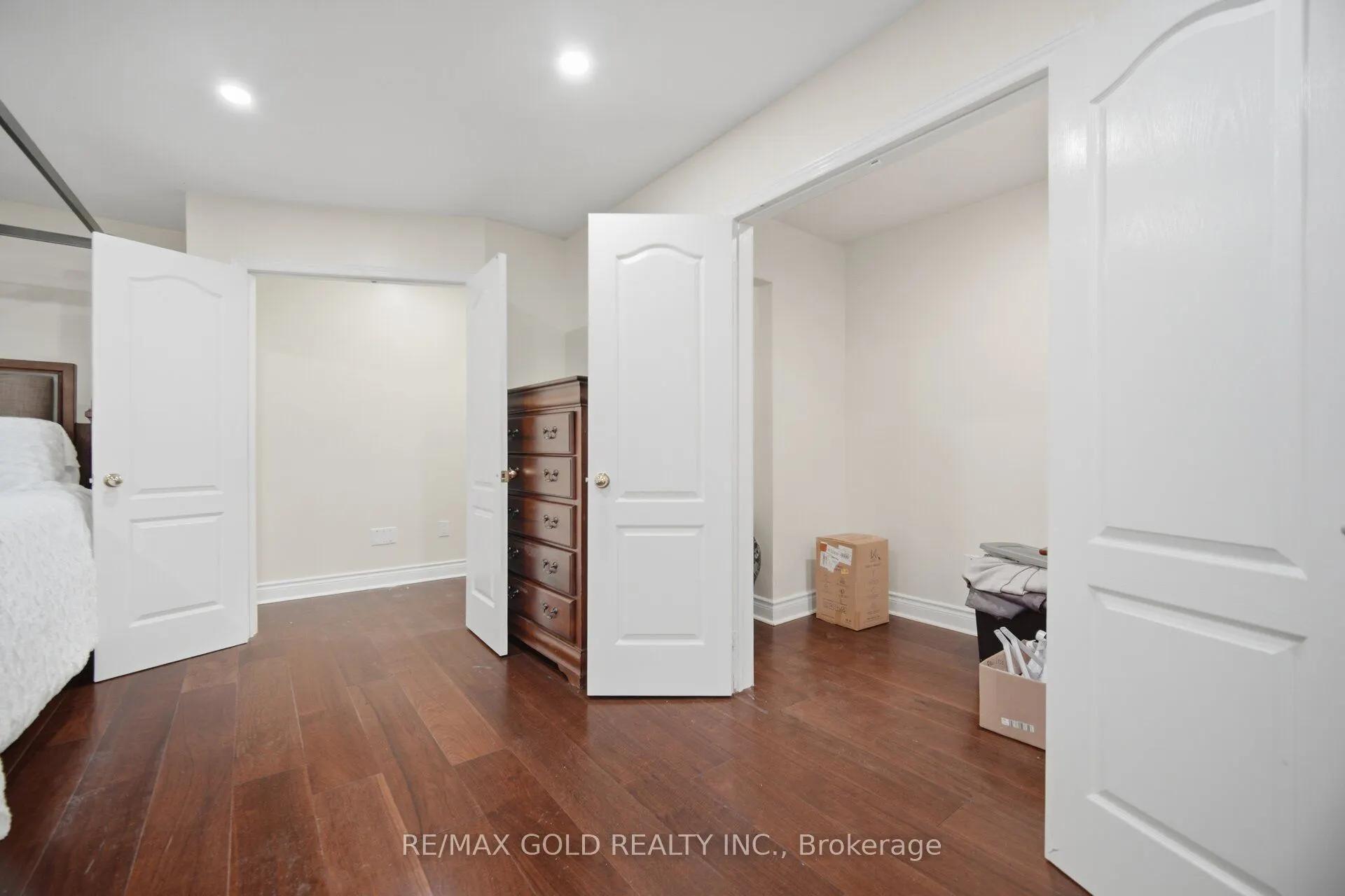 40 Kenpark Avenue