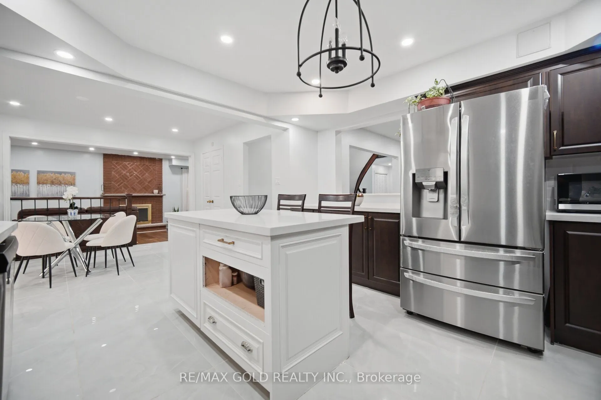 40 Kenpark Avenue