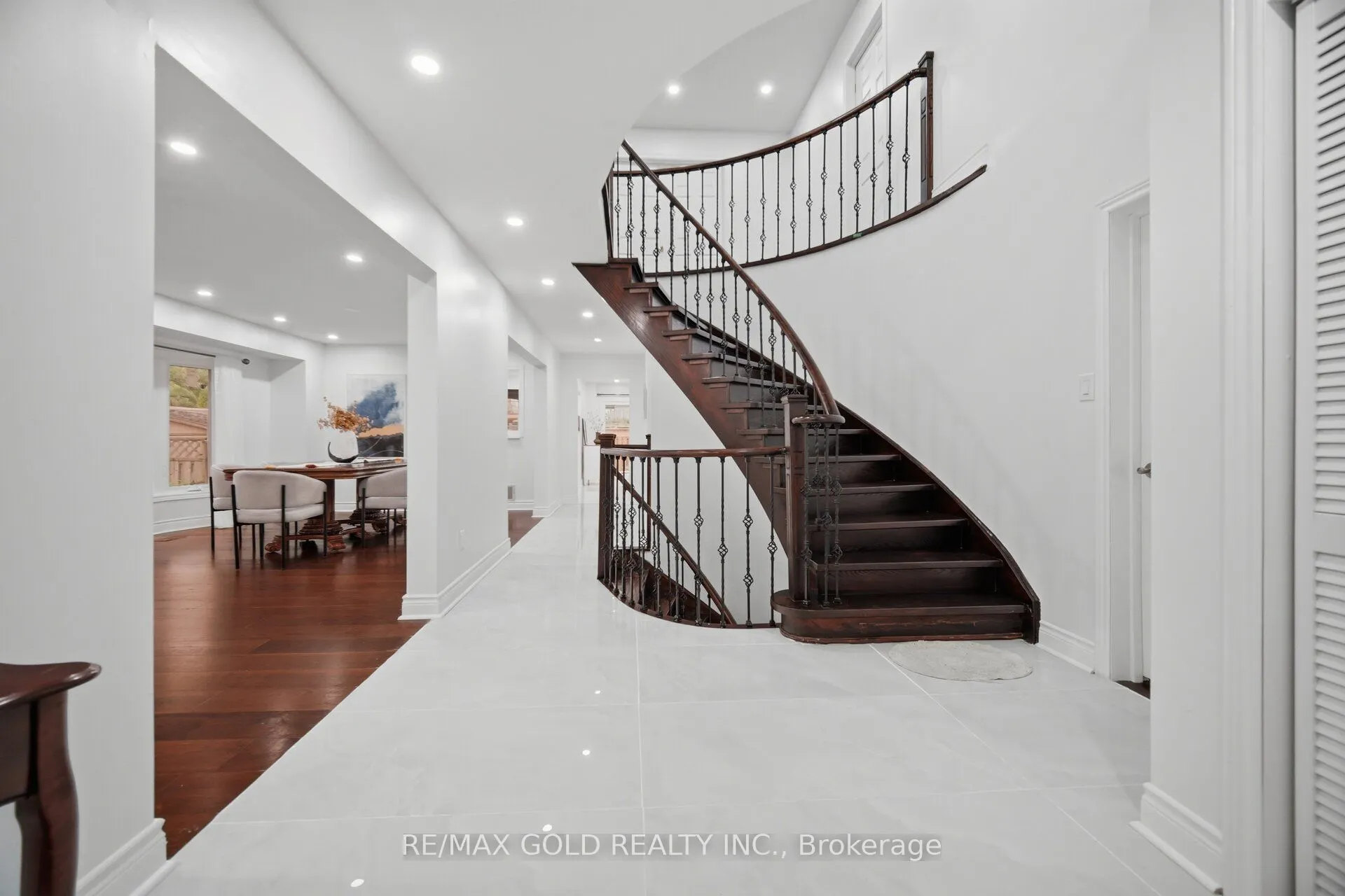 40 Kenpark Avenue