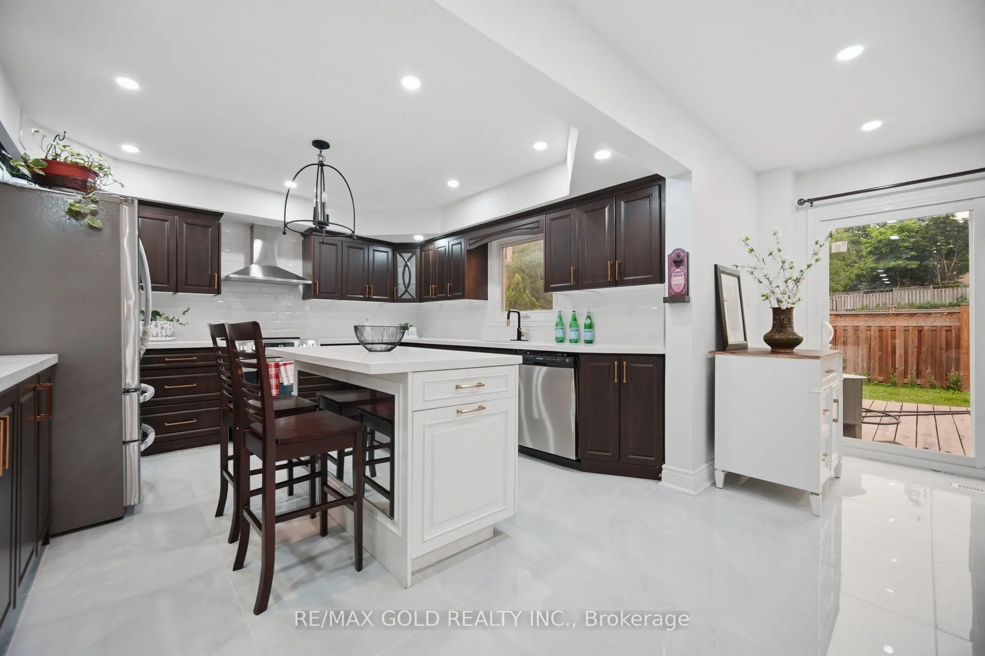 40 Kenpark Avenue