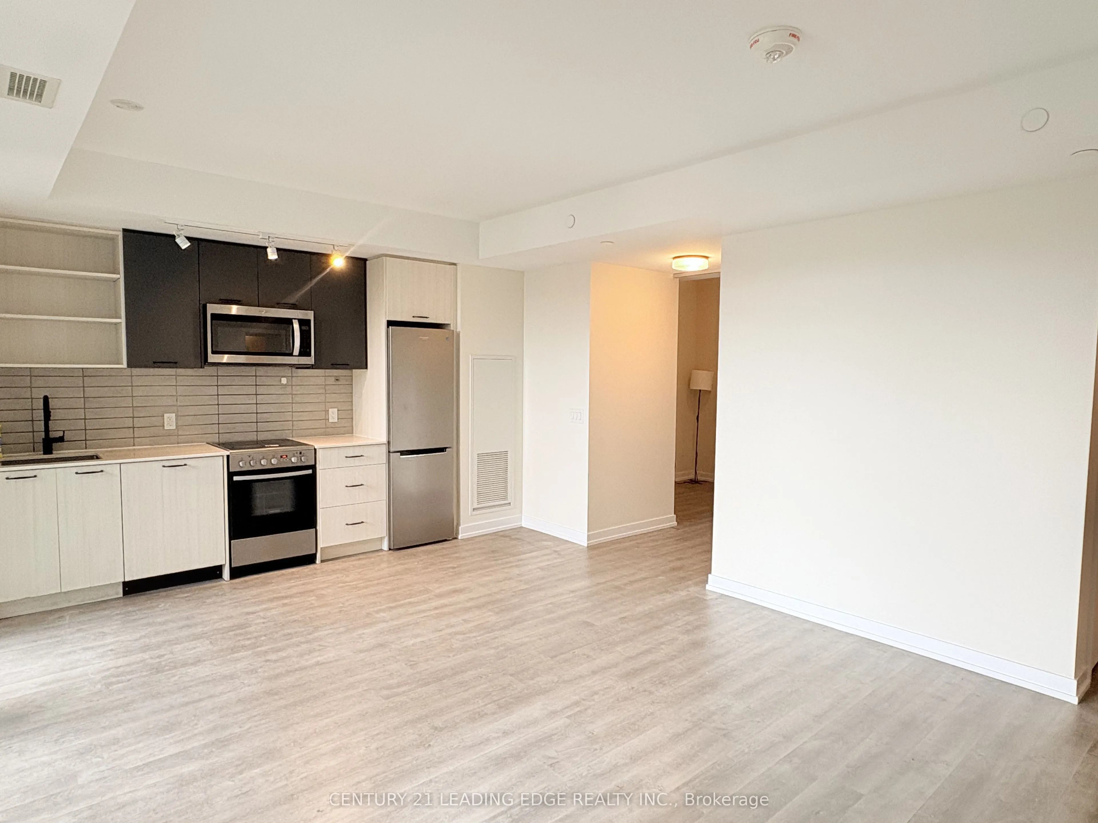 2300 St Clair Avenue W #515