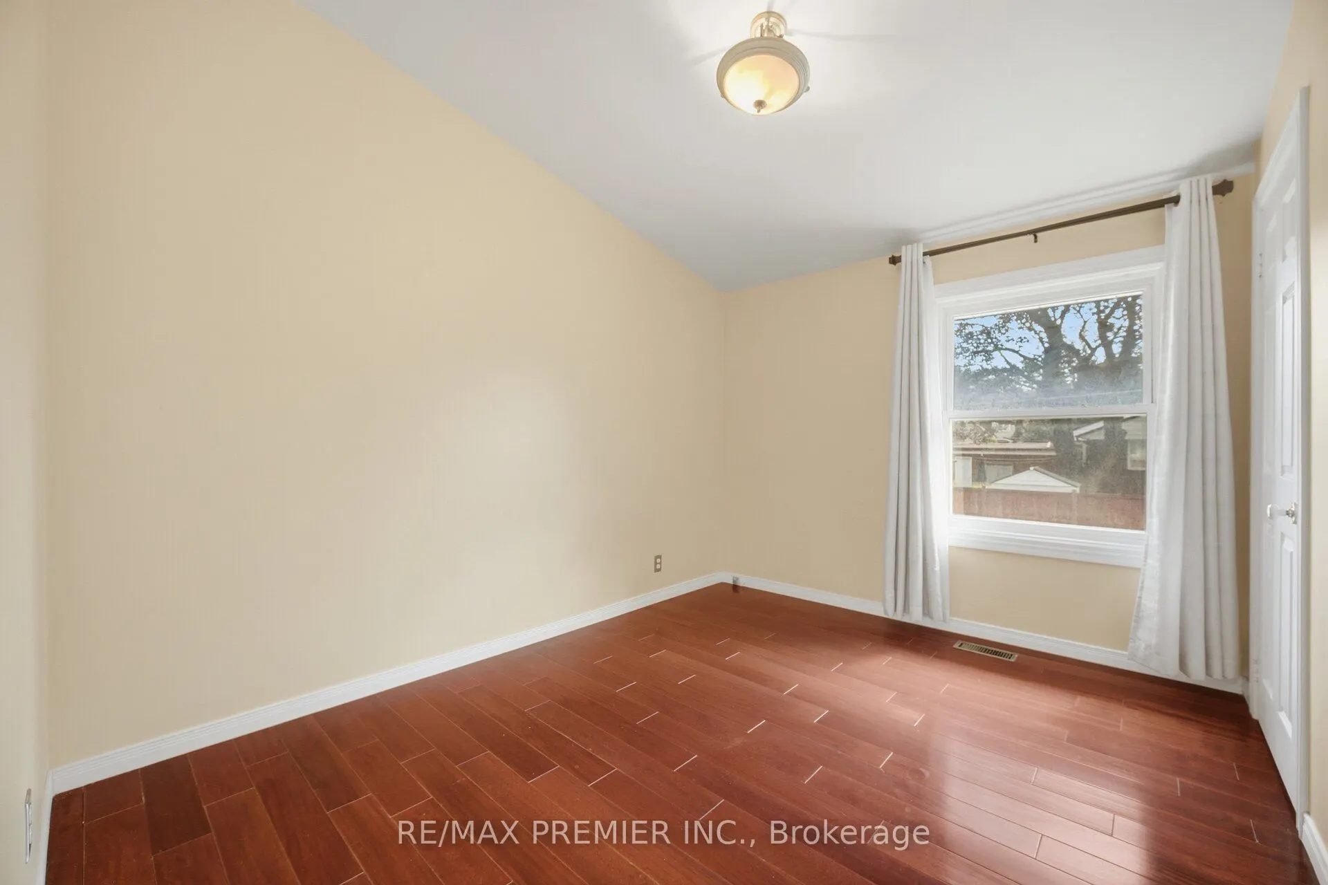 1474 South Service Road
