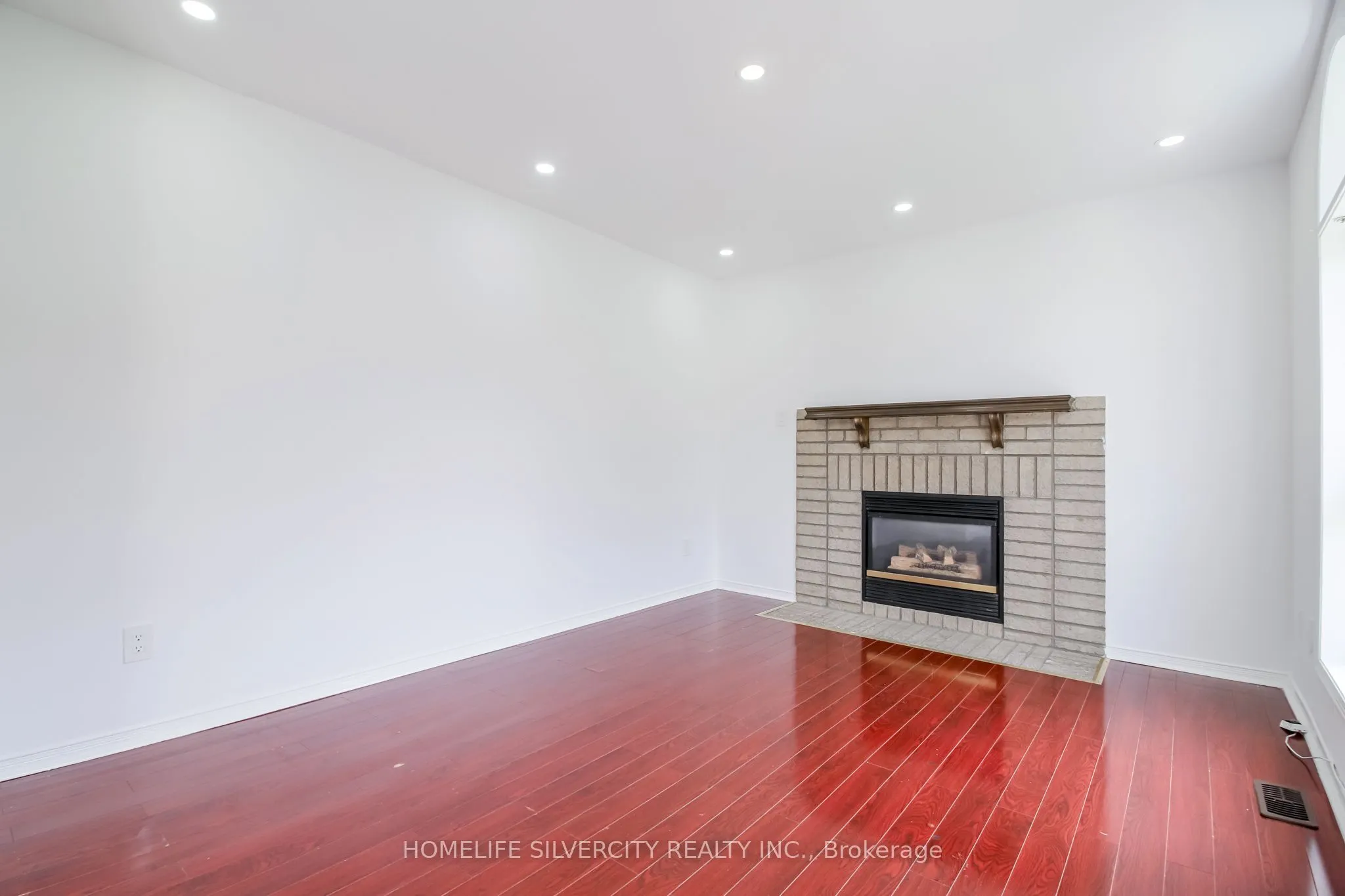 22 Meadow Glade Road