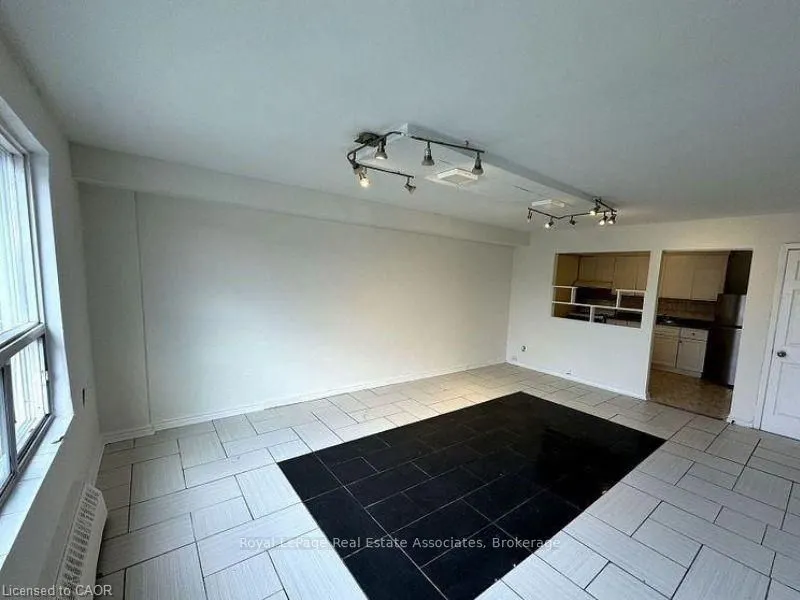 3071 Hurontario Street #1