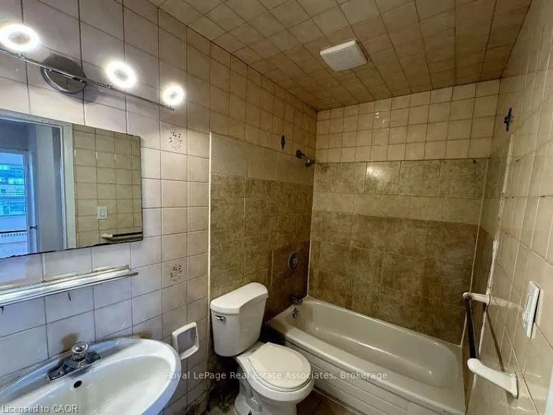 3071 Hurontario Street #1