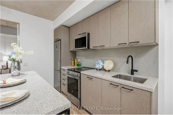 1808 St. Clair Avenue W #301
