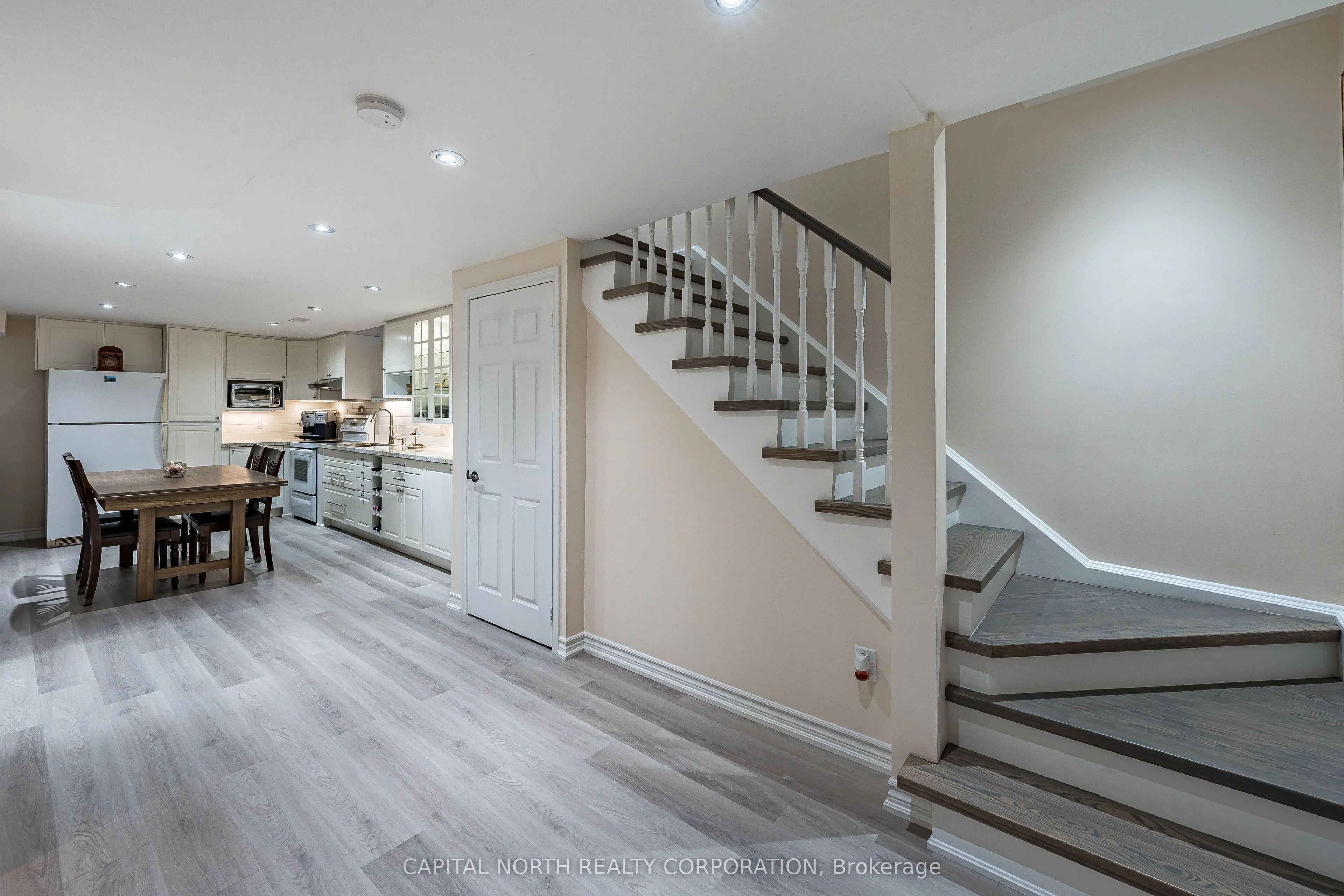 11 Pembrook Street