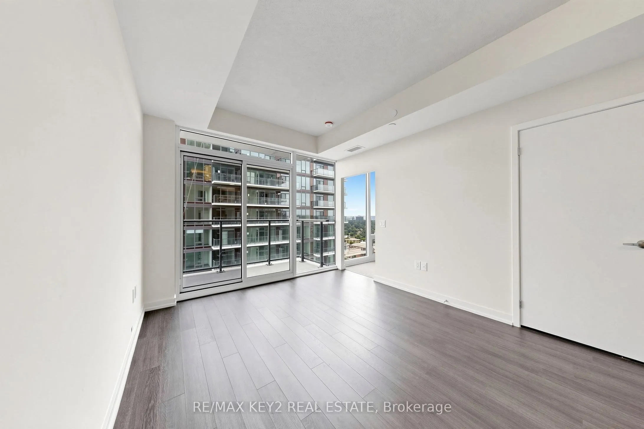 4010 Eglinton Avenue W #2316