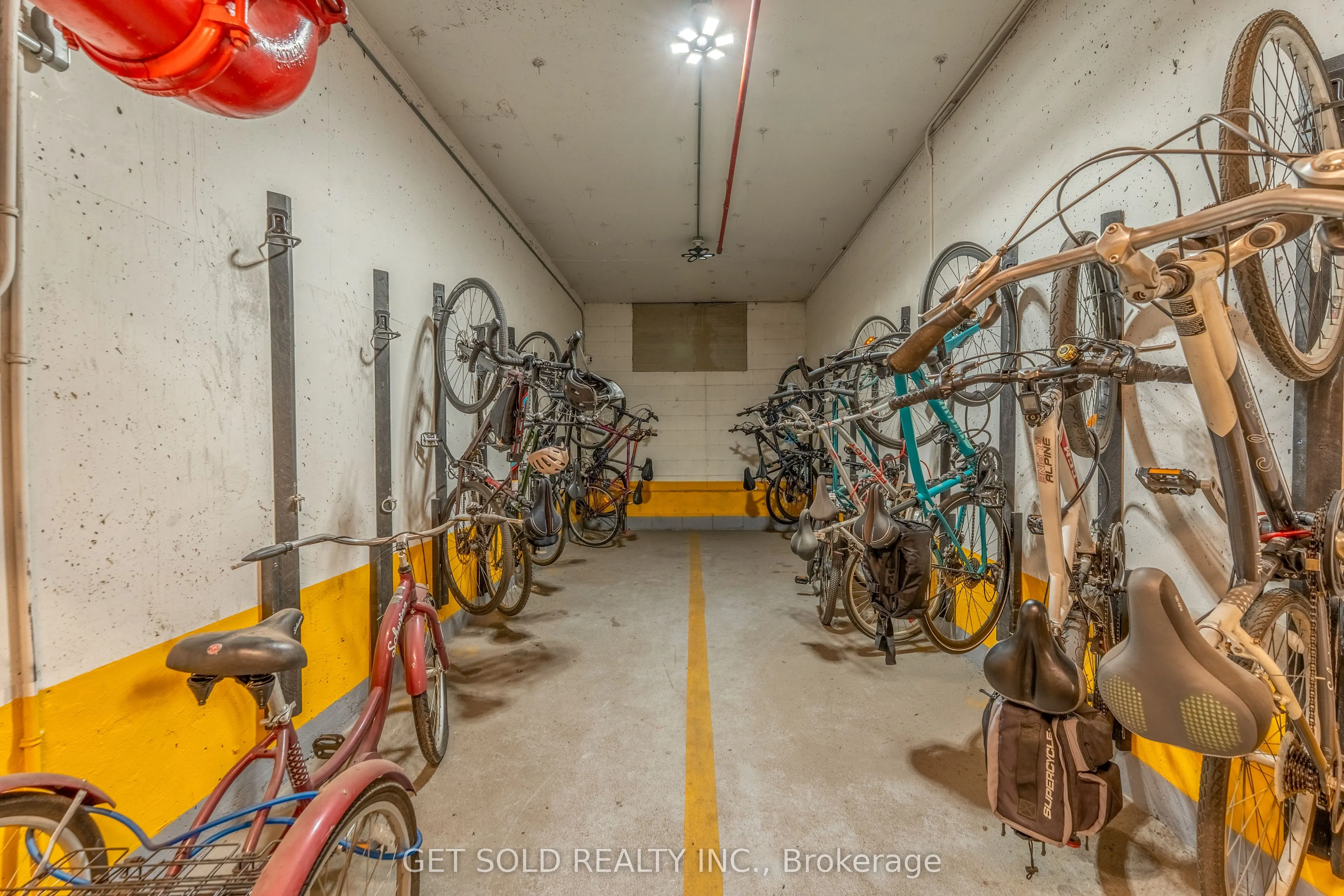 700 Dynes Road #405