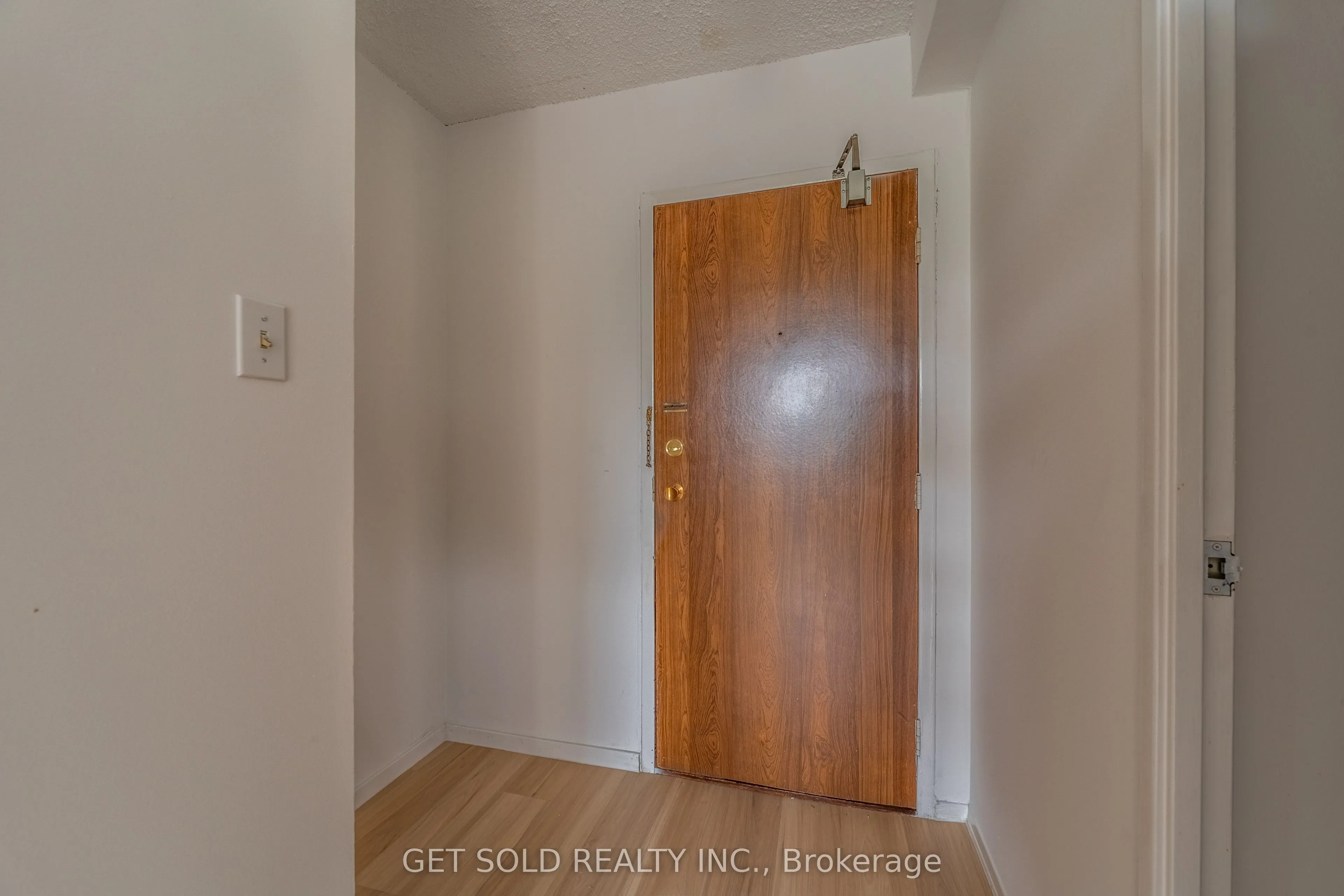 700 Dynes Road #405