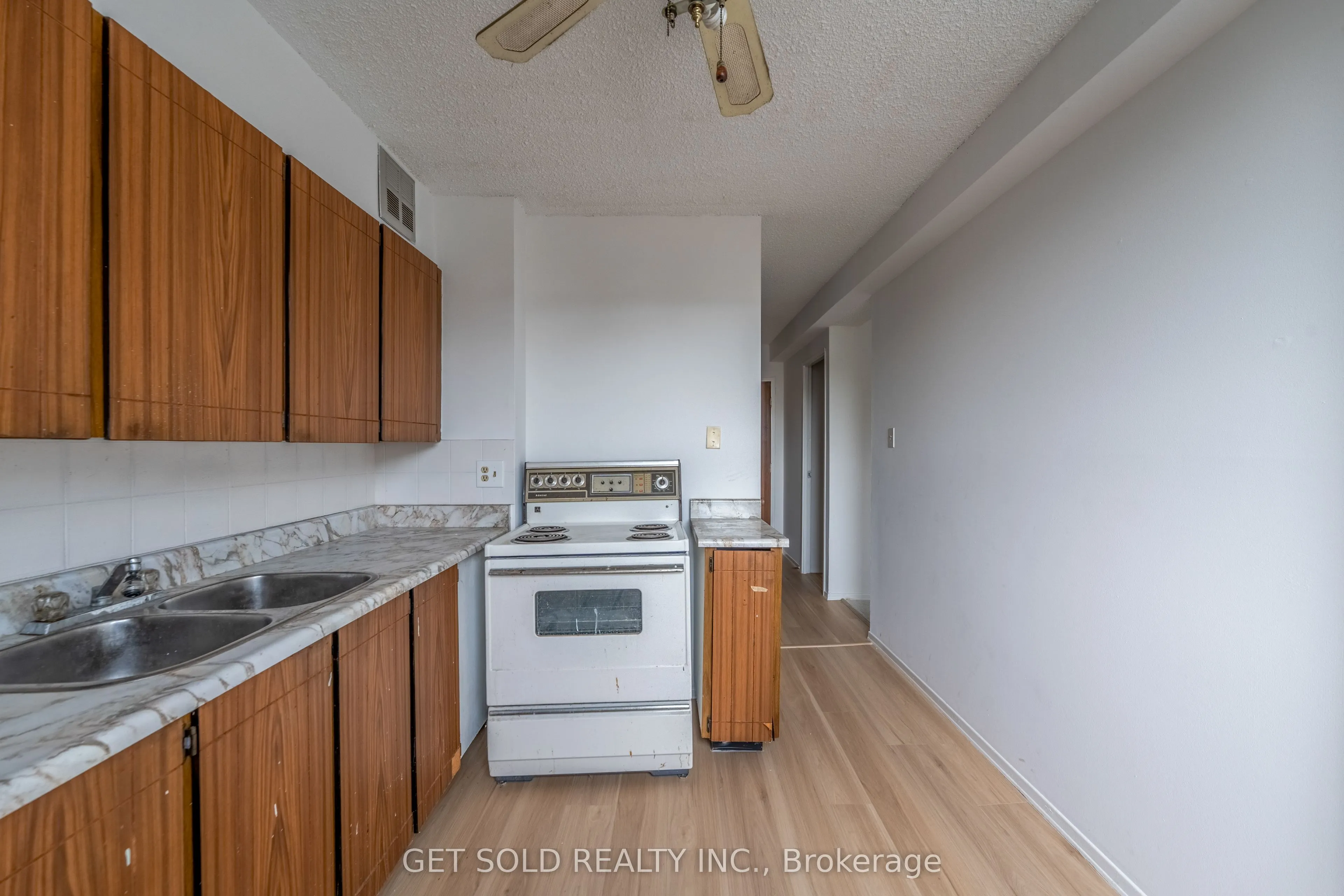 700 Dynes Road #405