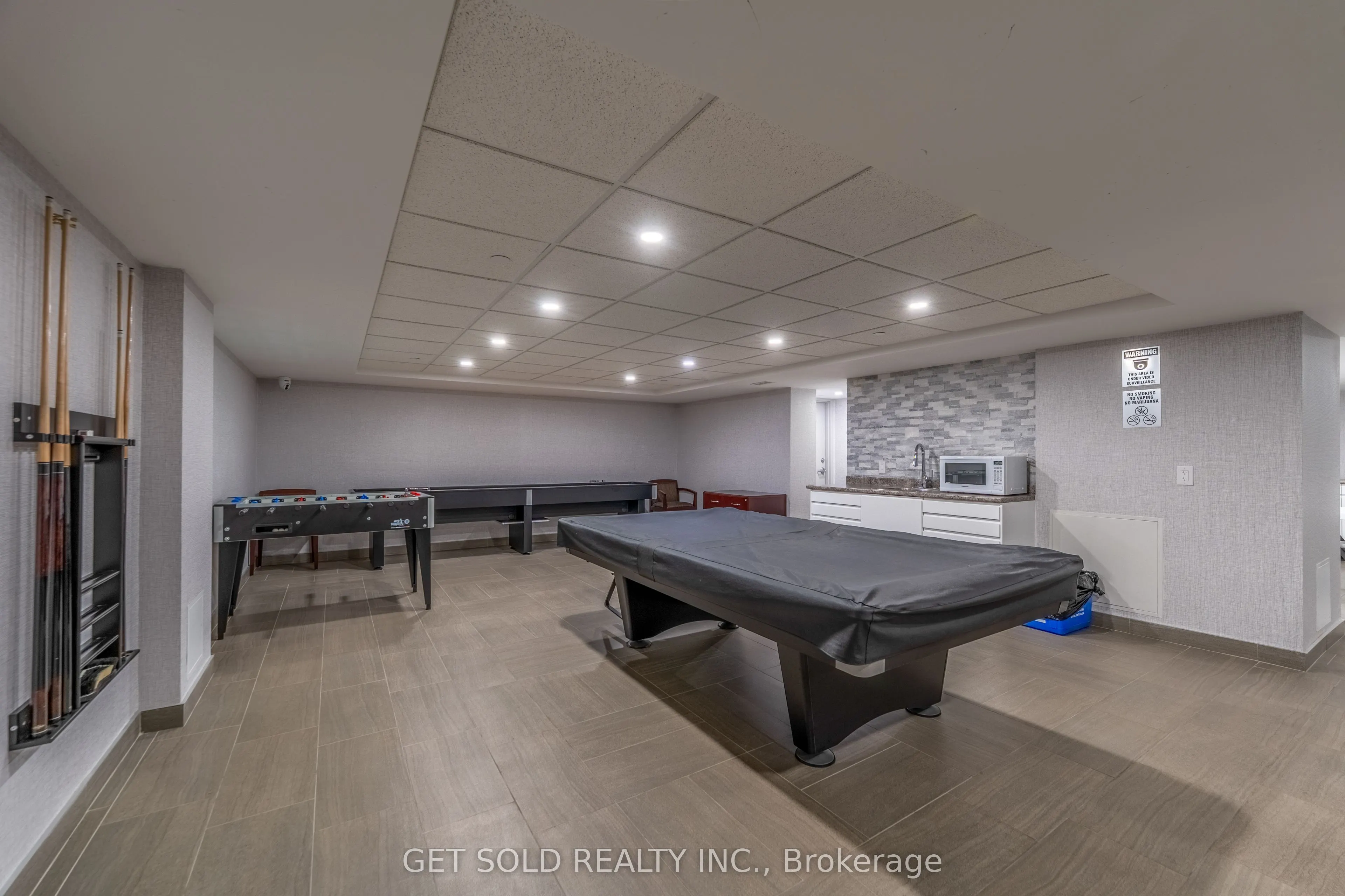 700 Dynes Road #405