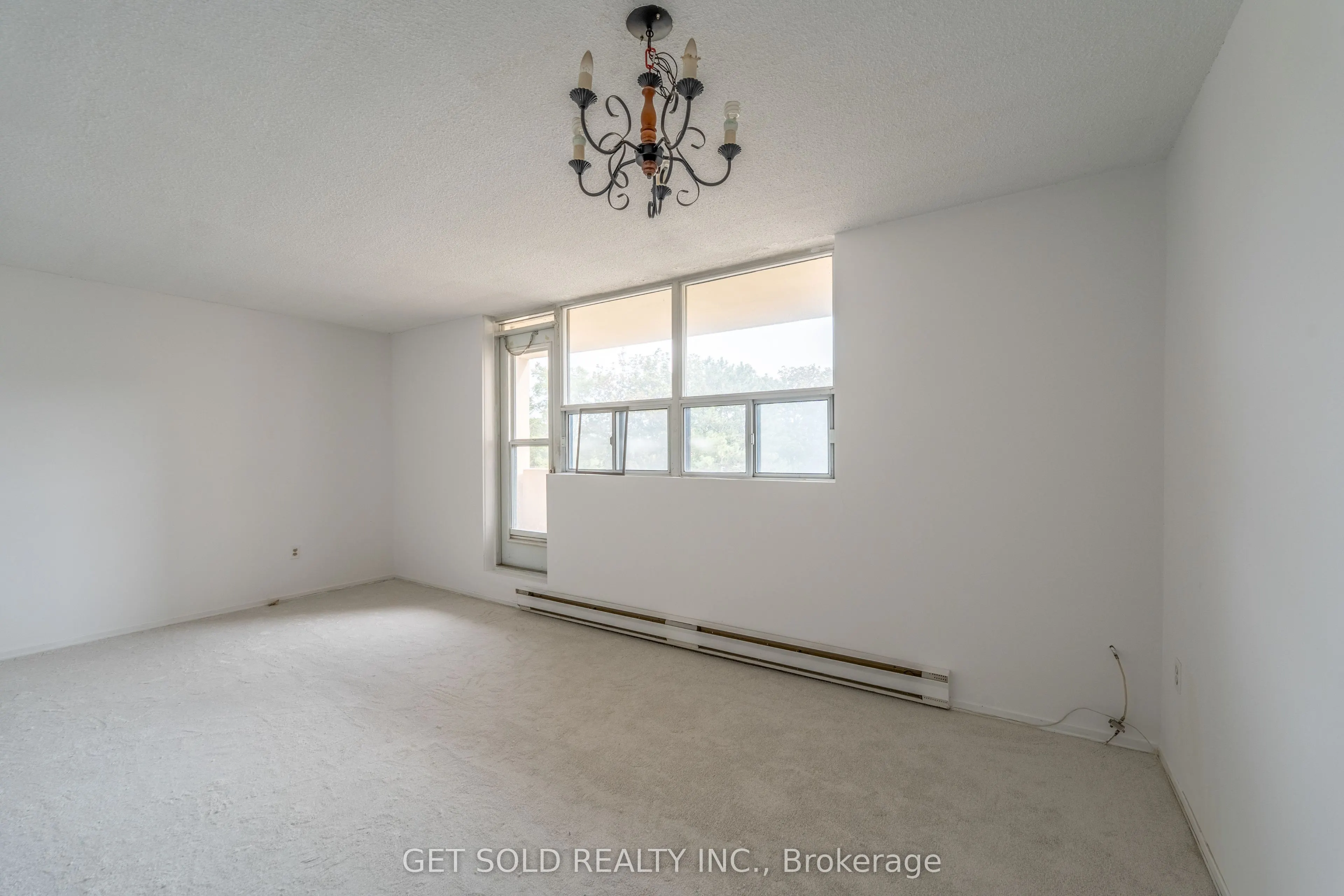700 Dynes Road #405