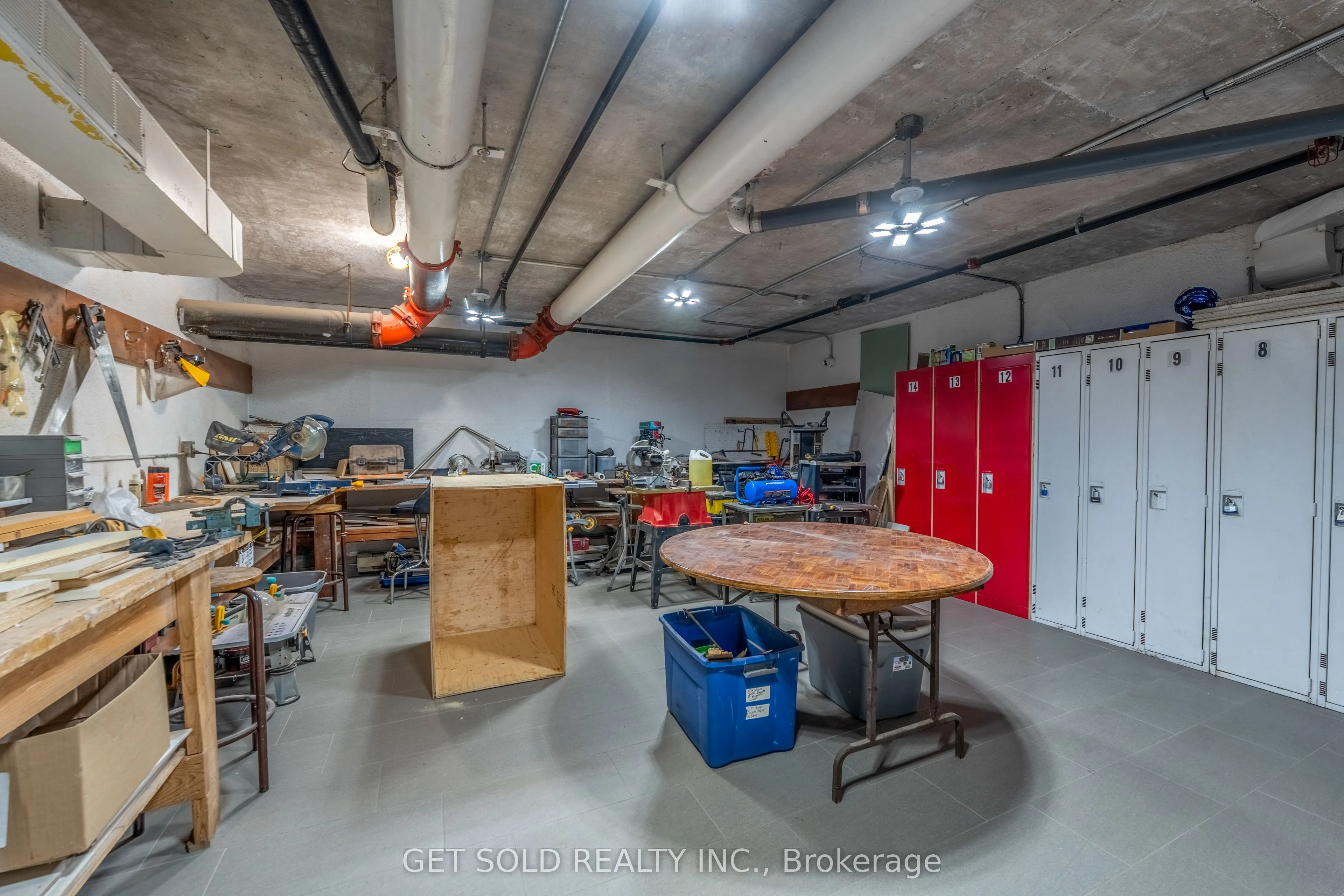 700 Dynes Road #405
