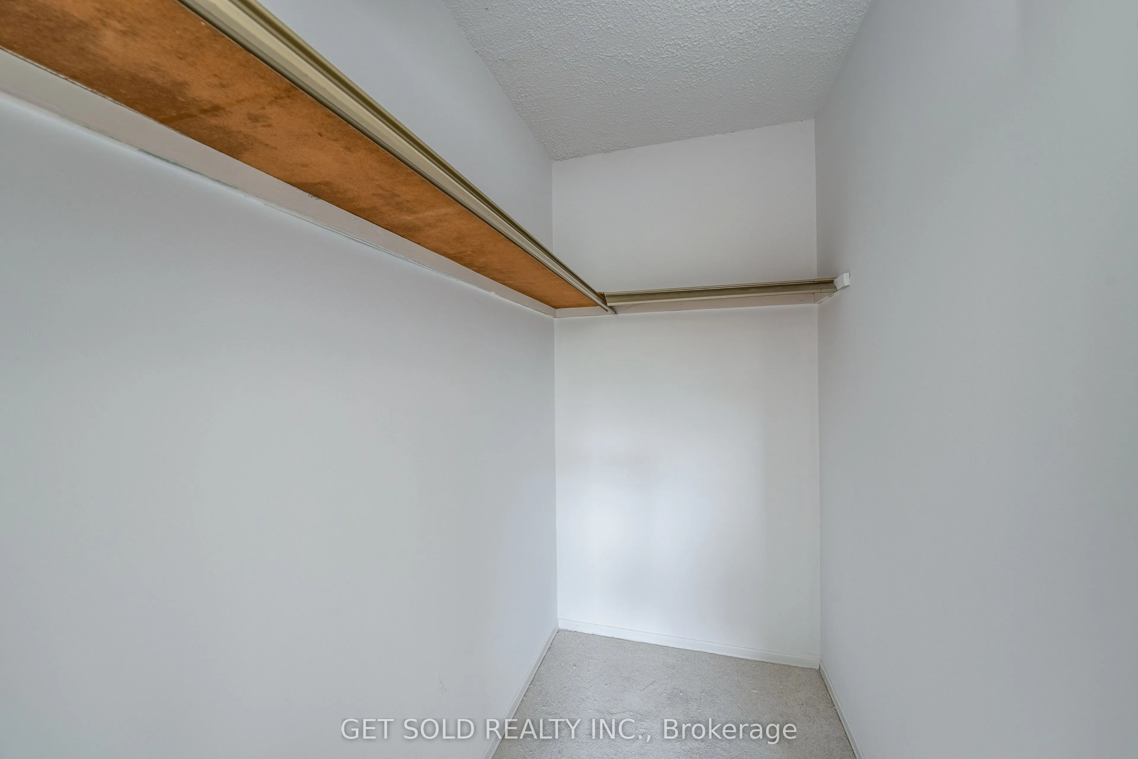 700 Dynes Road #405