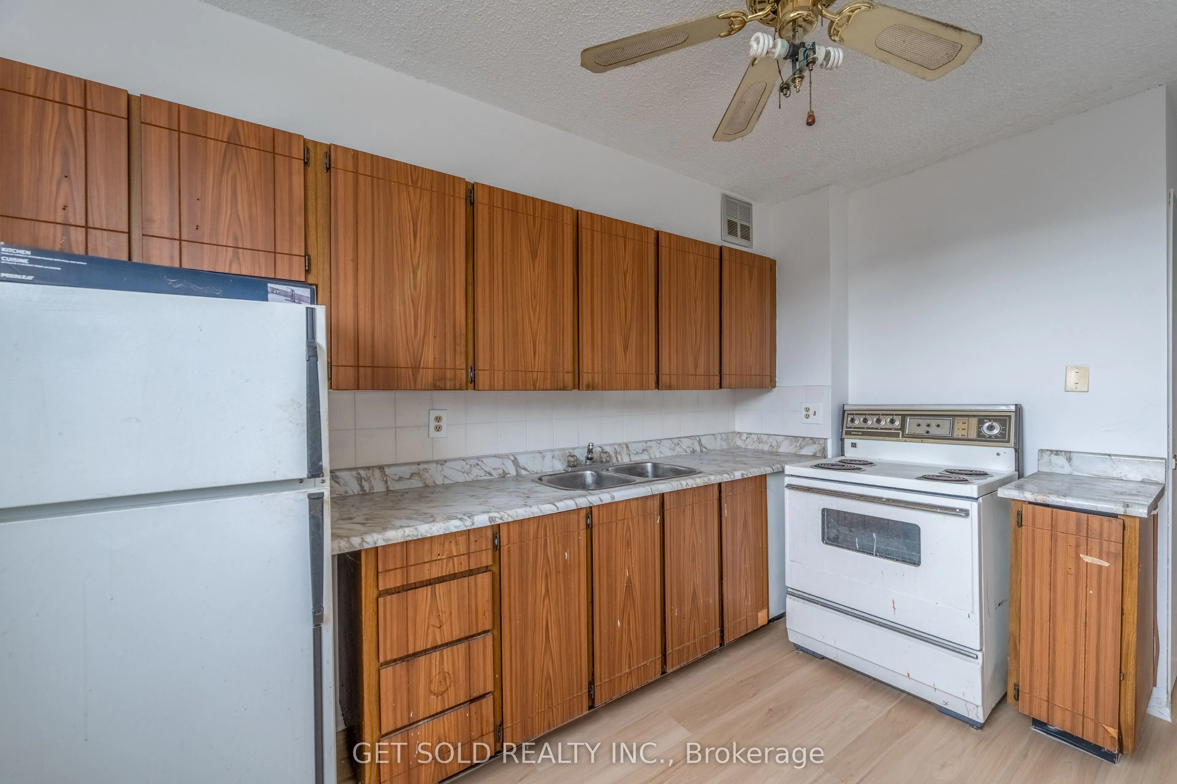700 Dynes Road #405
