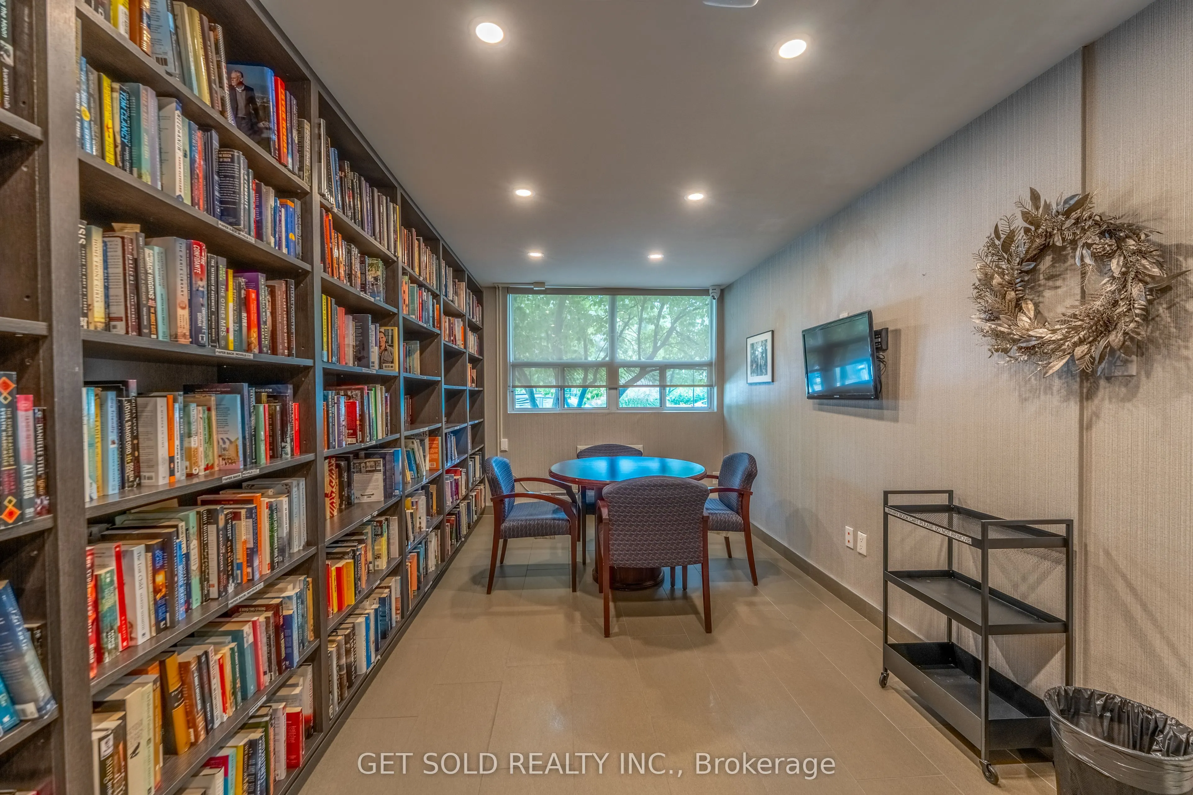700 Dynes Road #405