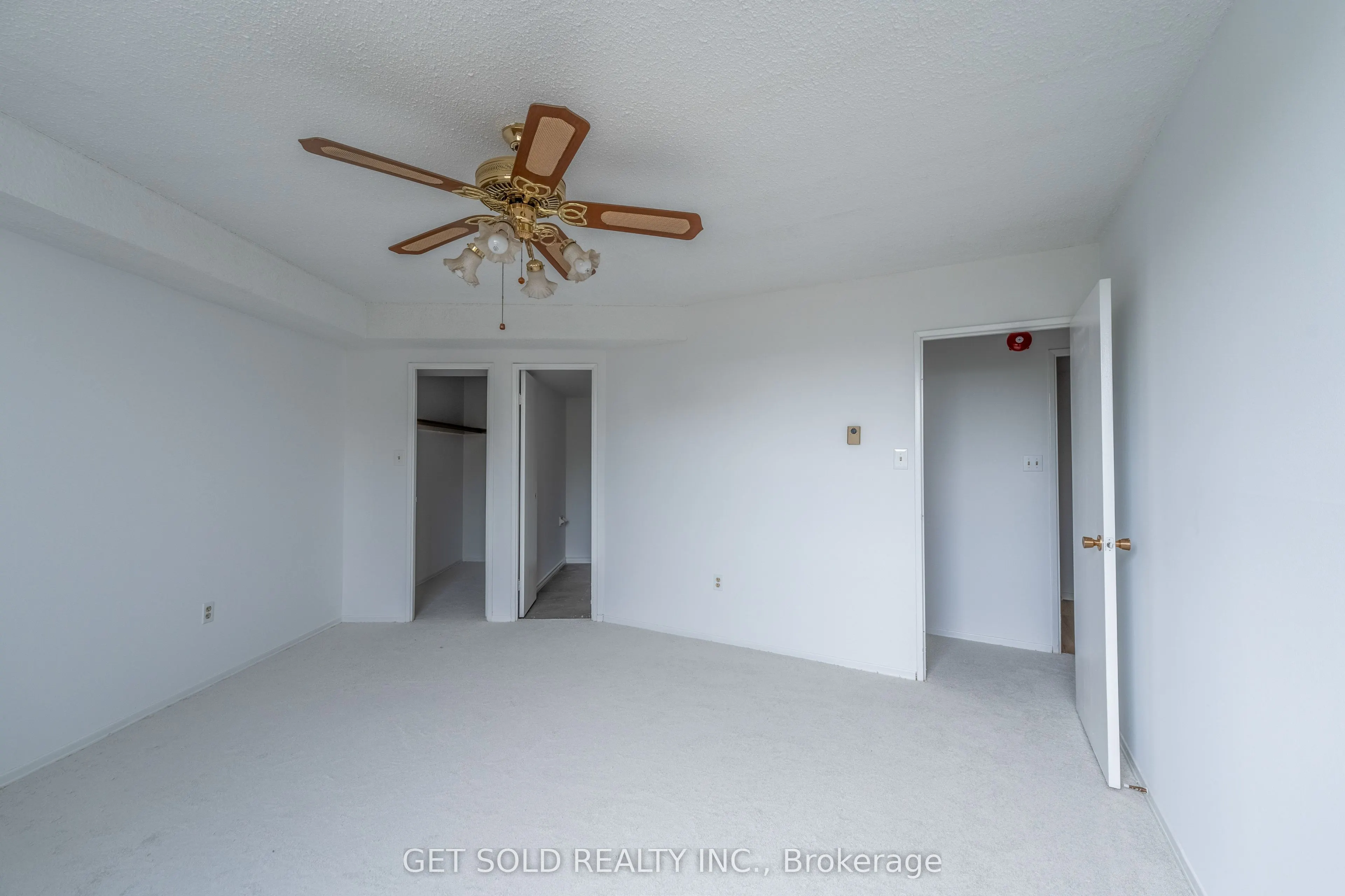 700 Dynes Road #405