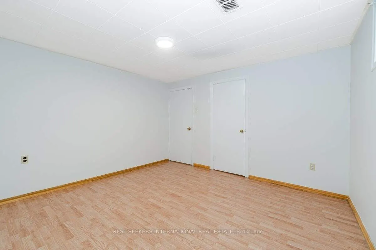 943 Ninth Street #Lower