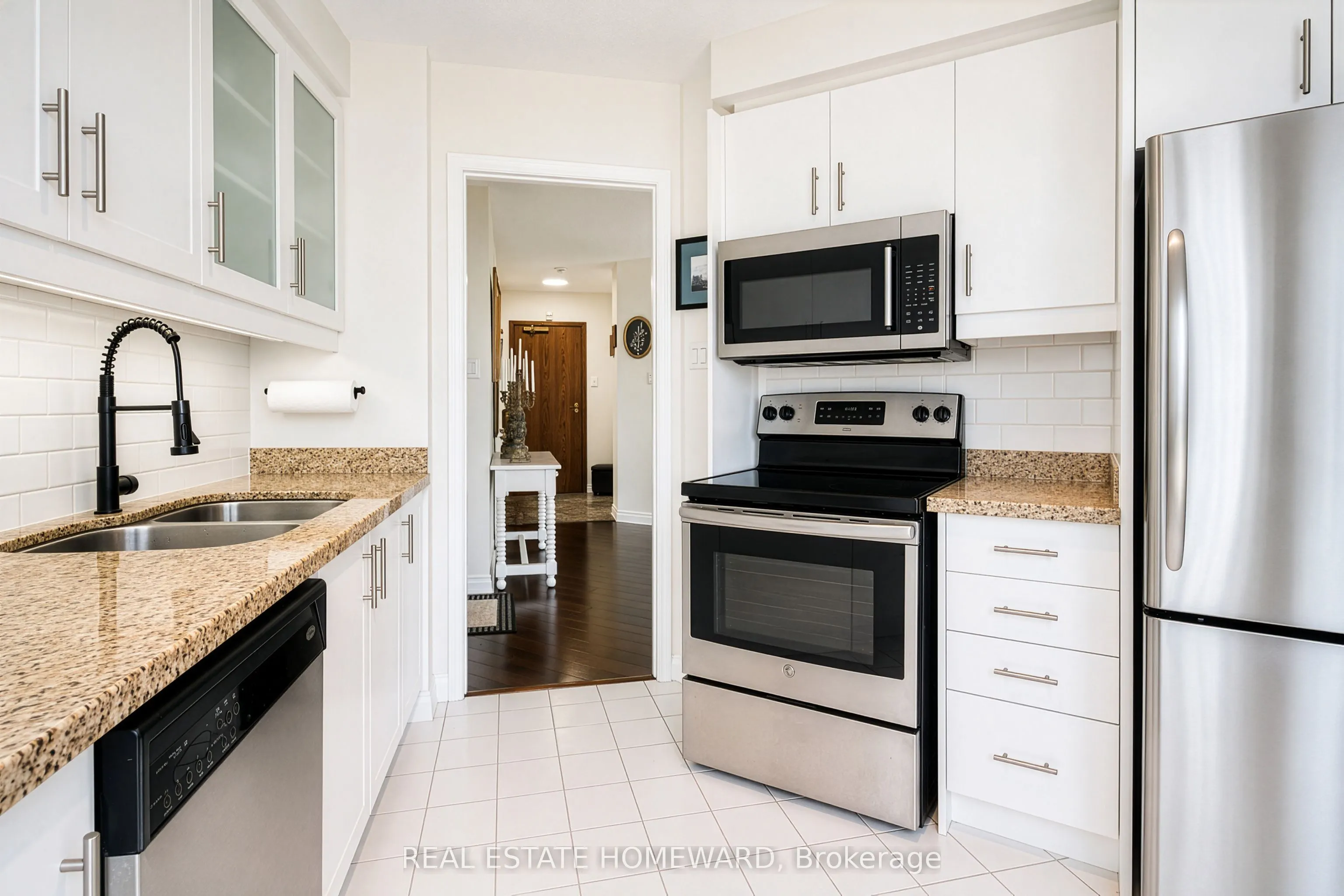 2285 Lake Shore Boulevard W #1610
