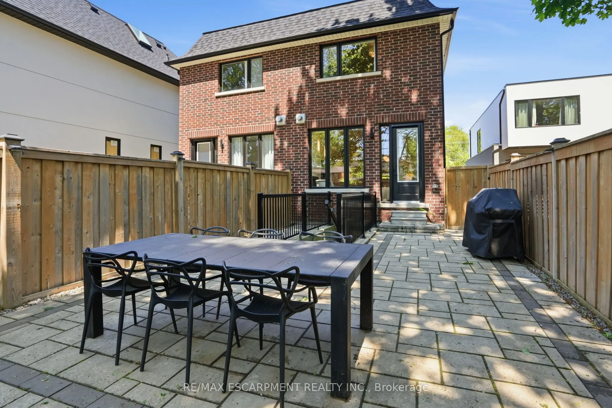 38A Maple Avenue N
