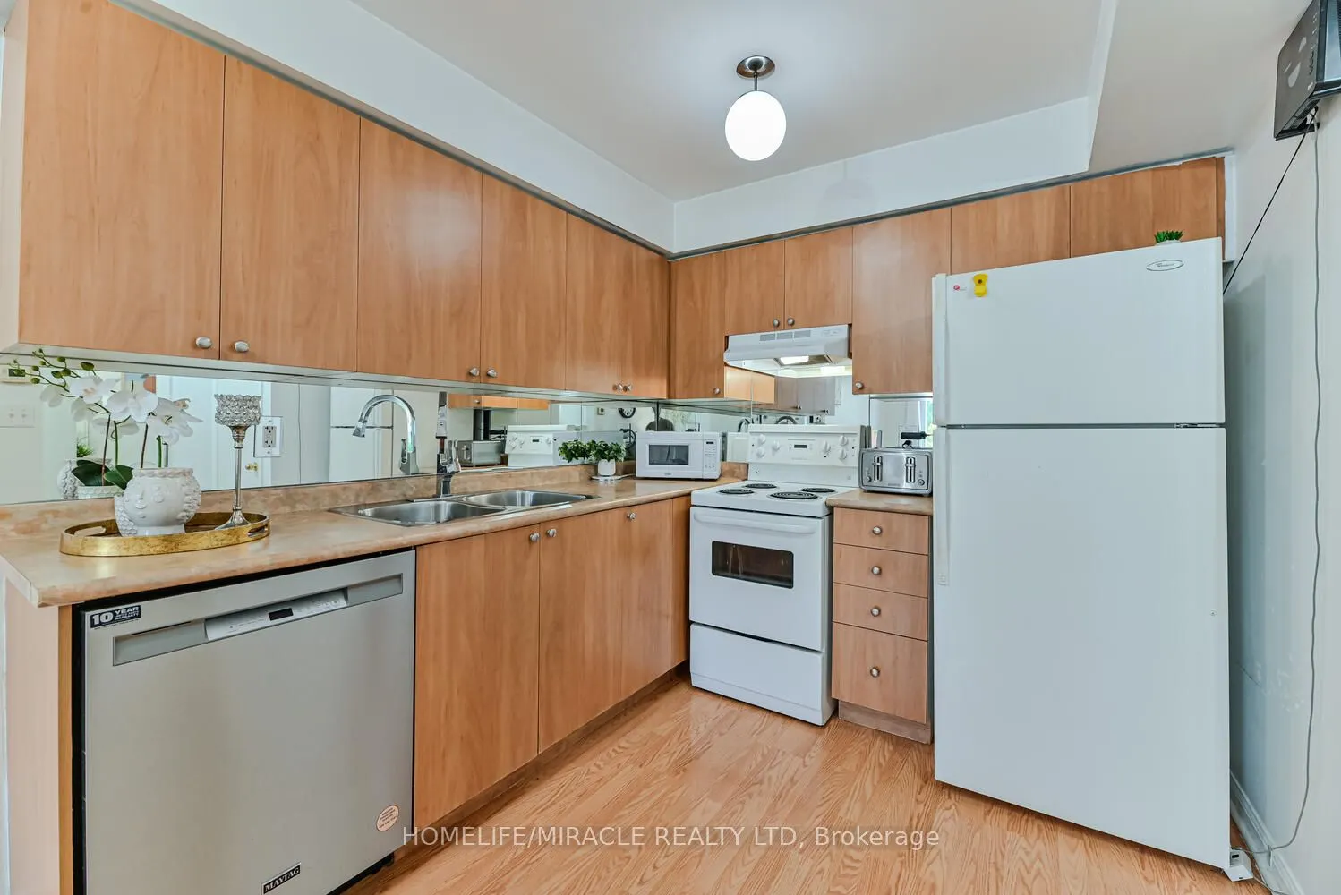 4620 Guildwood Way #5