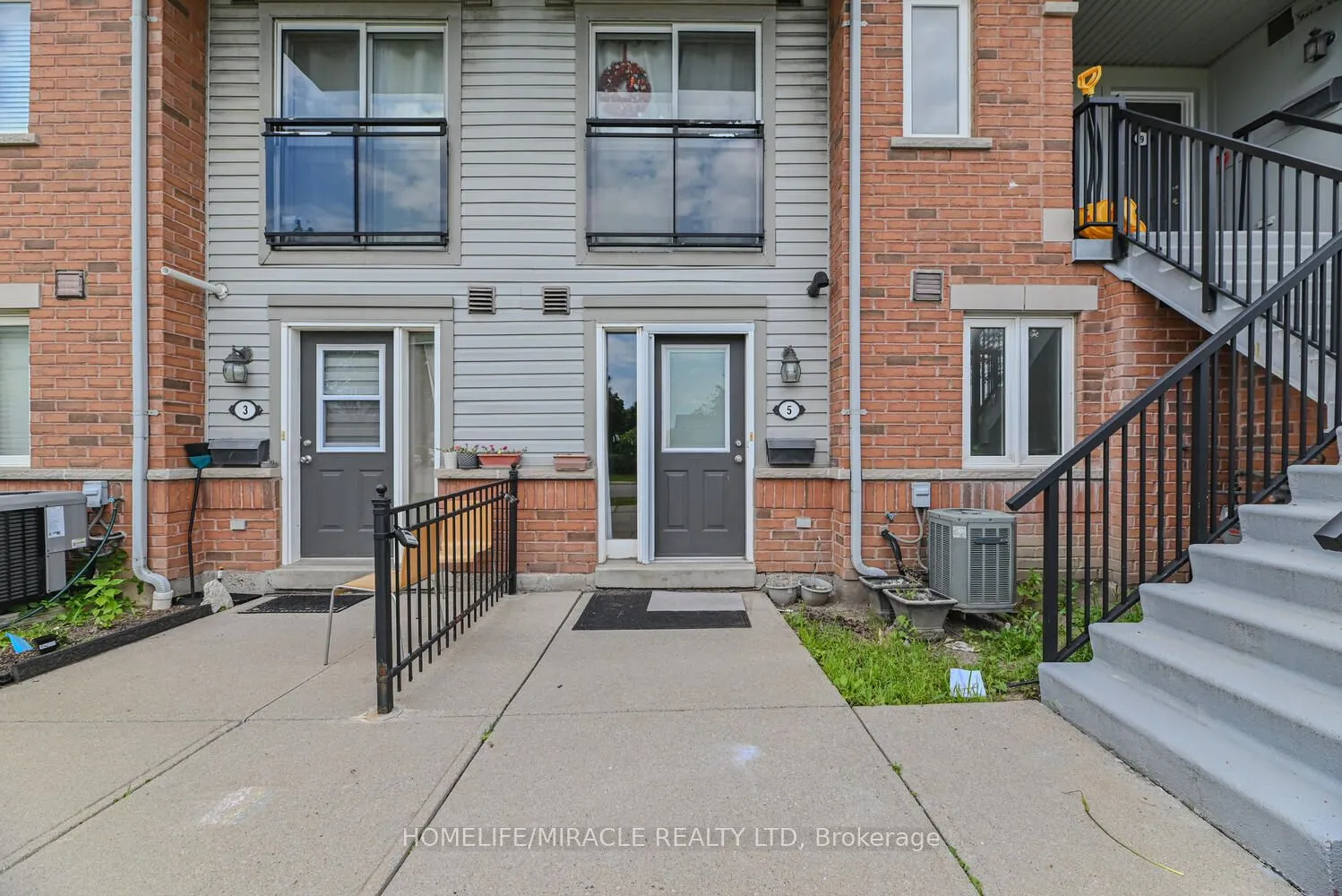 4620 Guildwood Way #5