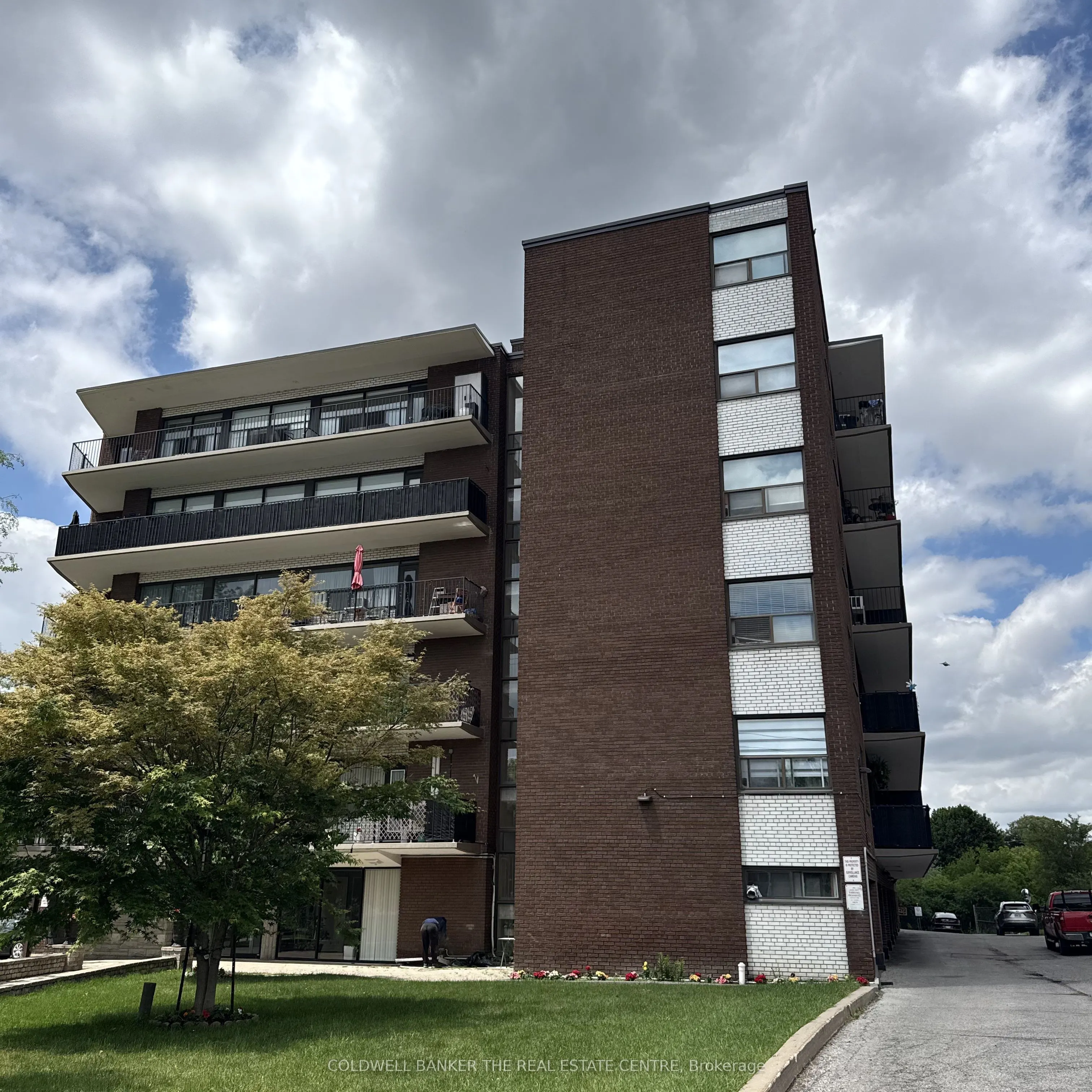 50 Gulliver Road #208