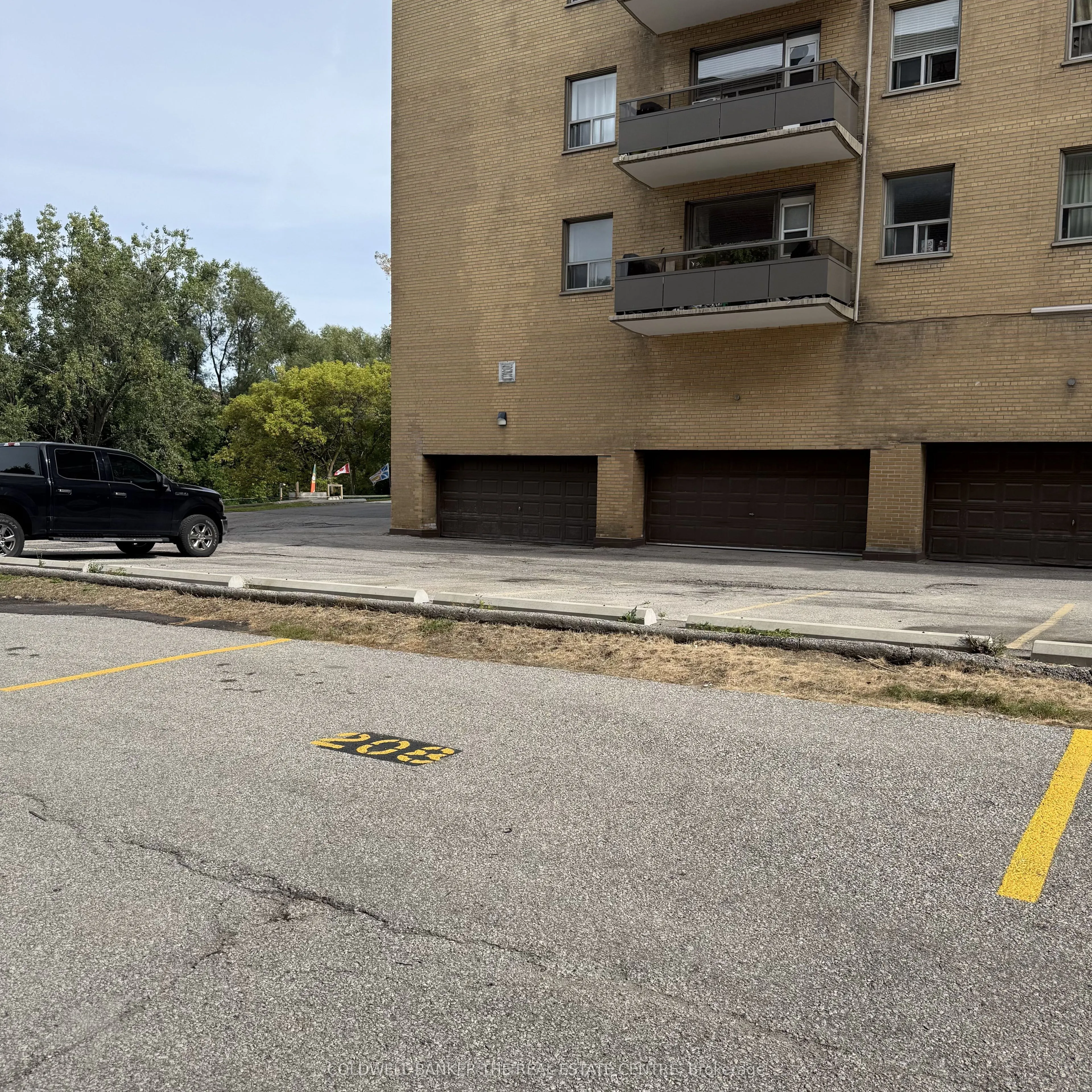 50 Gulliver Road #208
