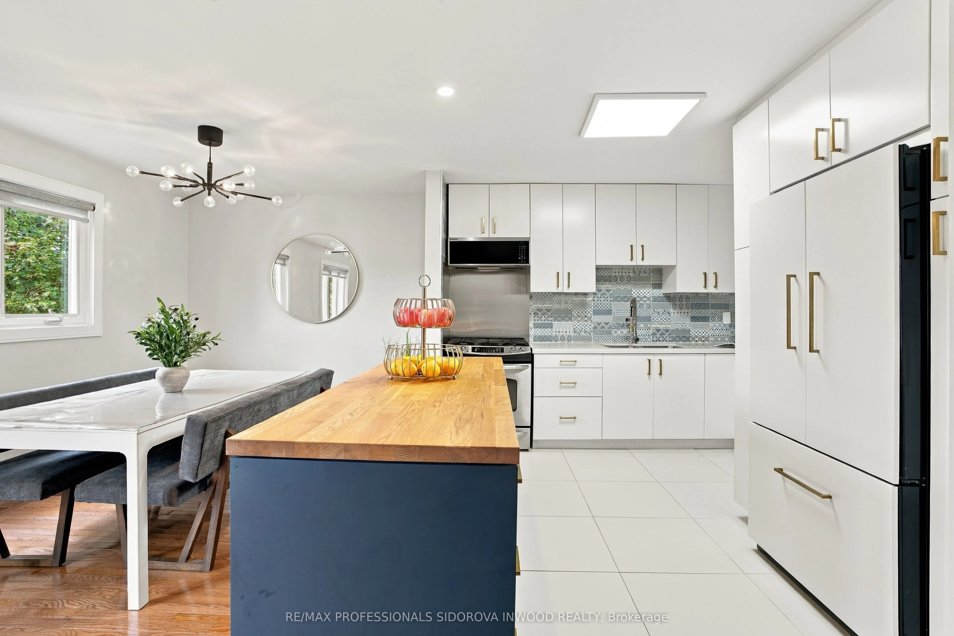 70 Millsborough Crescent