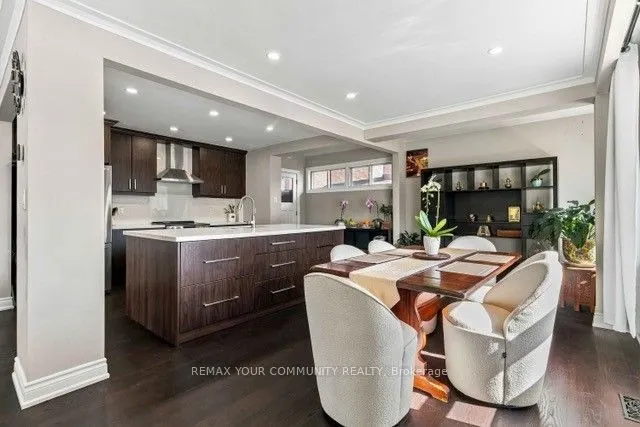 2 Munhall Road
