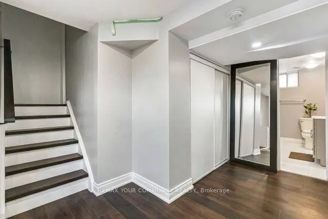 2 Munhall Road