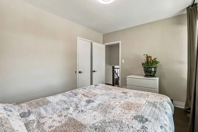 2 Munhall Road