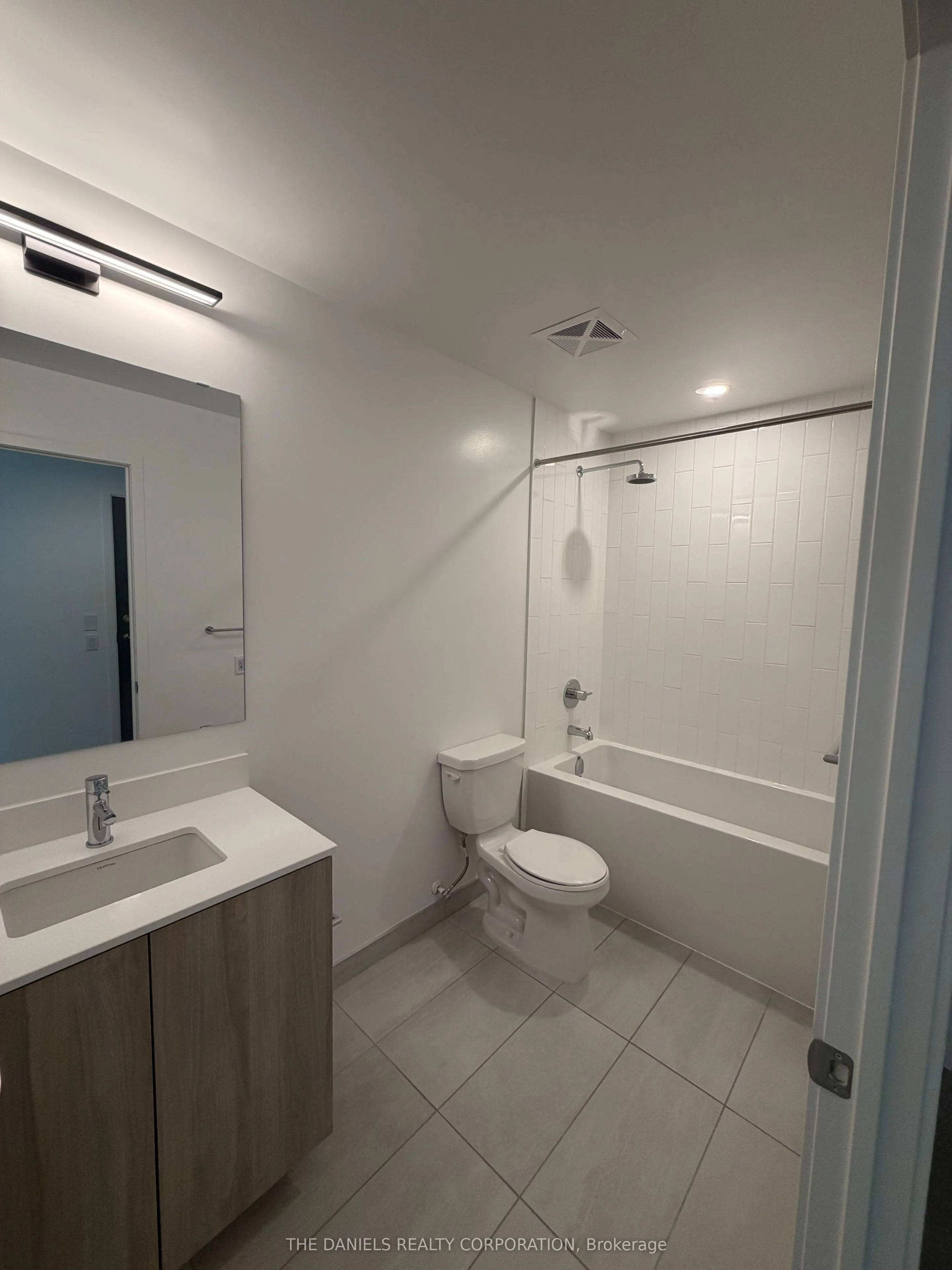 2485 Eglinton Avenue W #1204