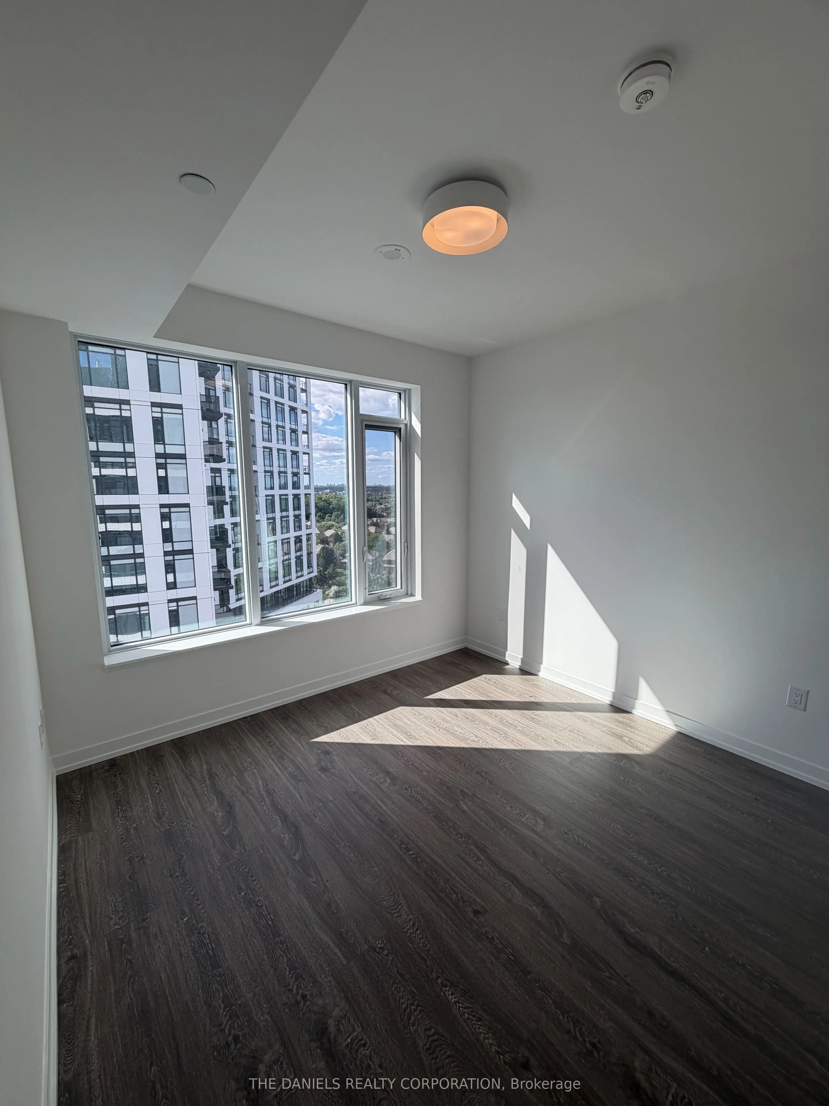 2485 Eglinton Avenue W #1204