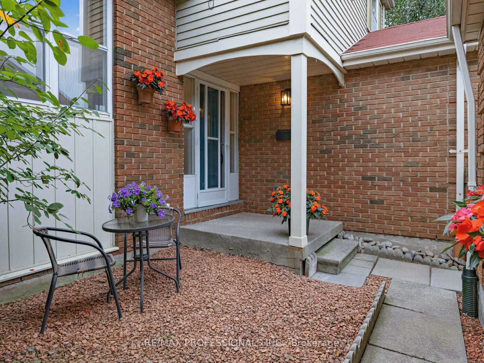 4108 Rolling Valley Drive