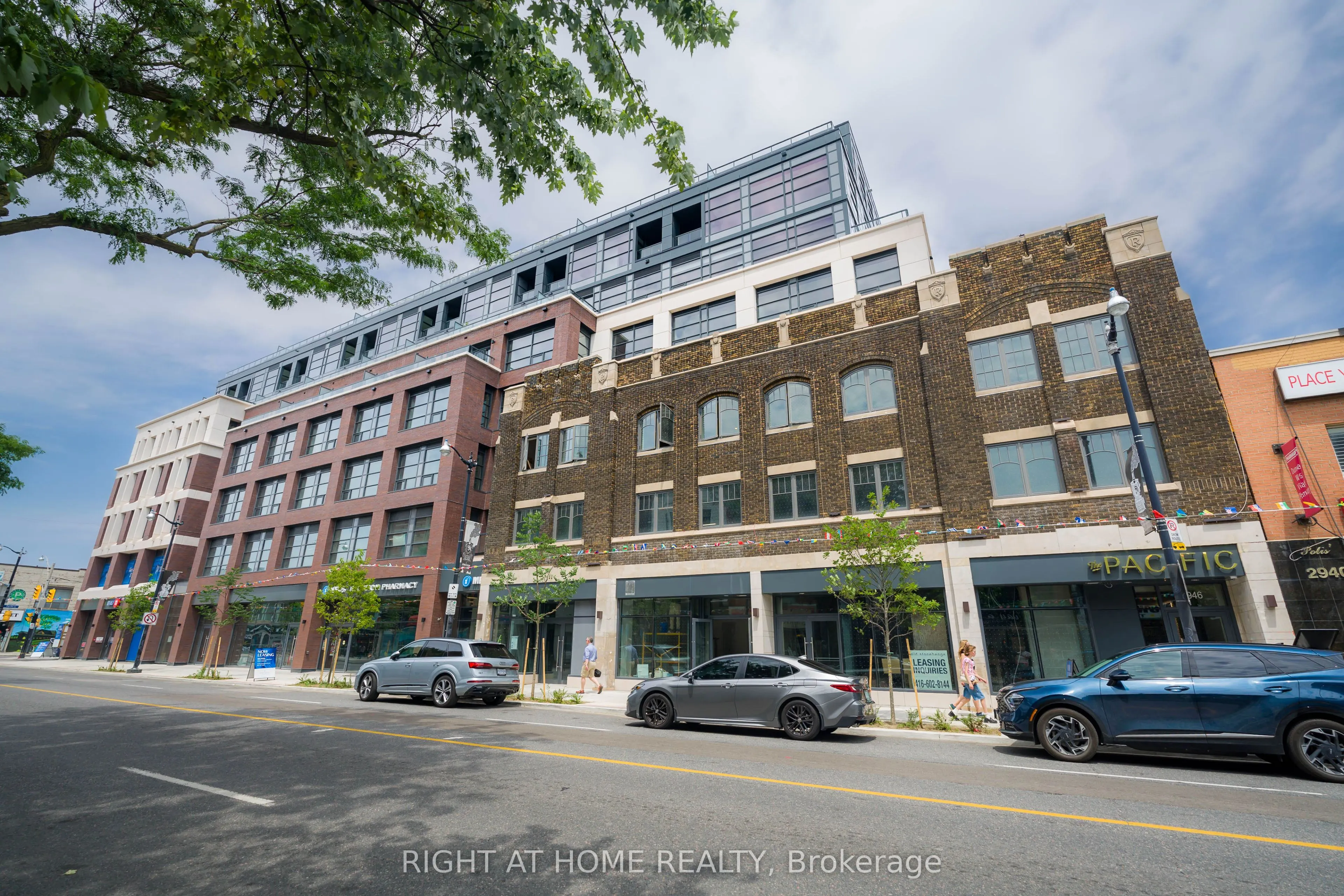 2946 Dundas Street W #509