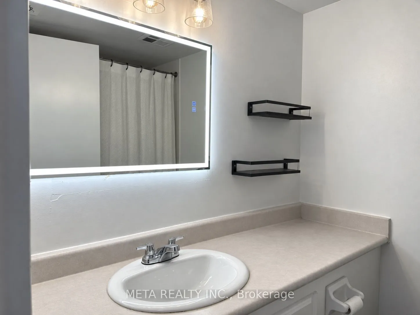 200 Manitoba Street #308