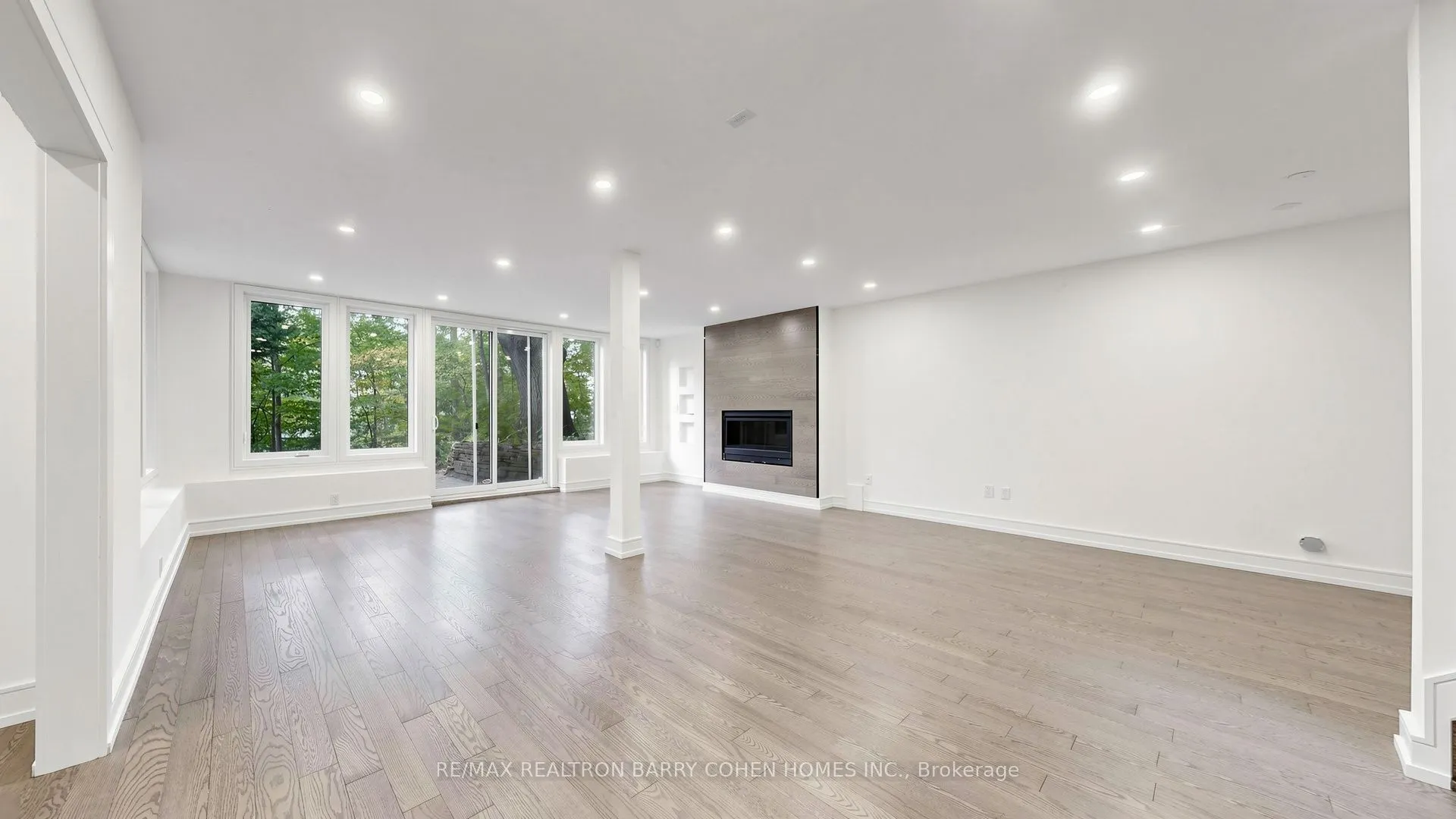 7 Greenbrook Drive