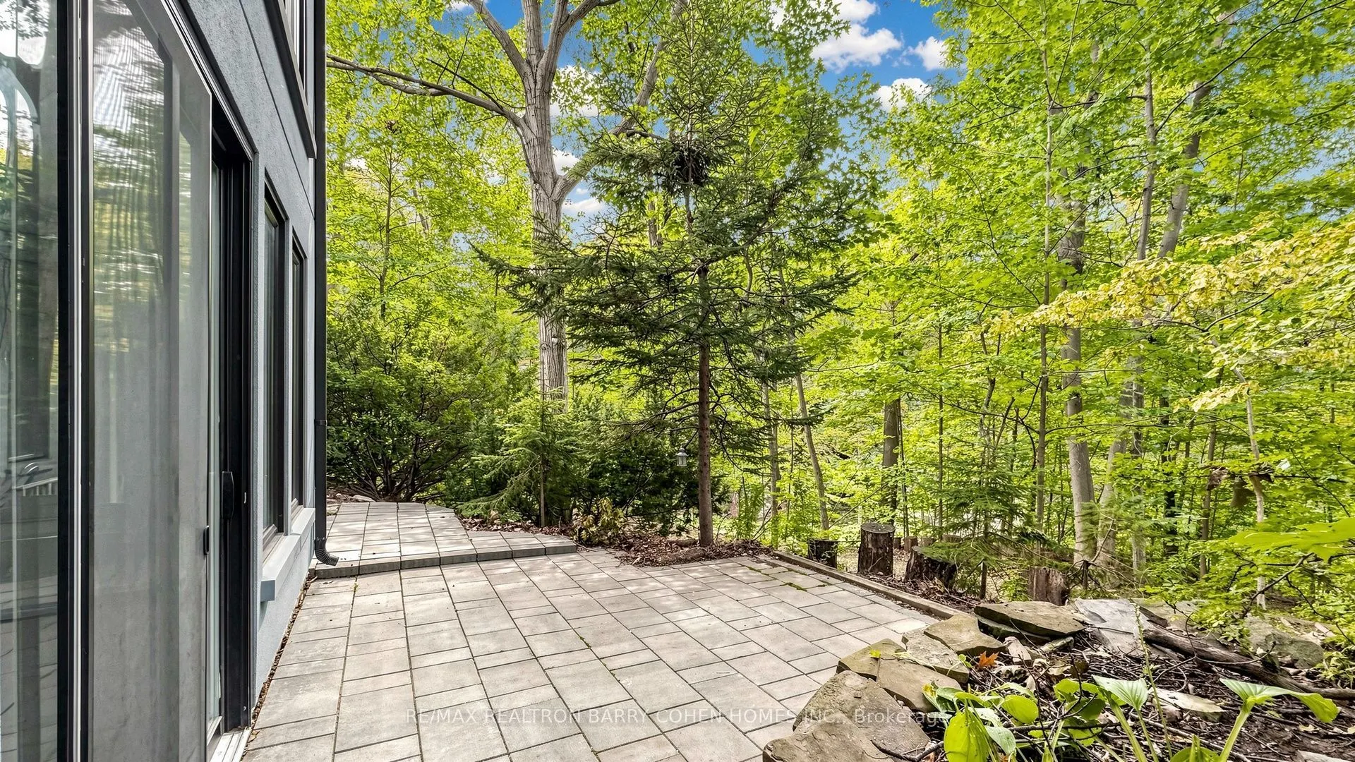 7 Greenbrook Drive