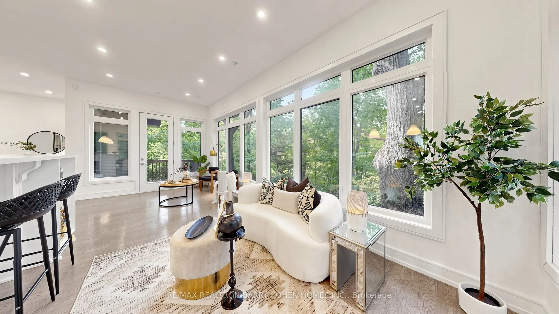 7 Greenbrook Drive