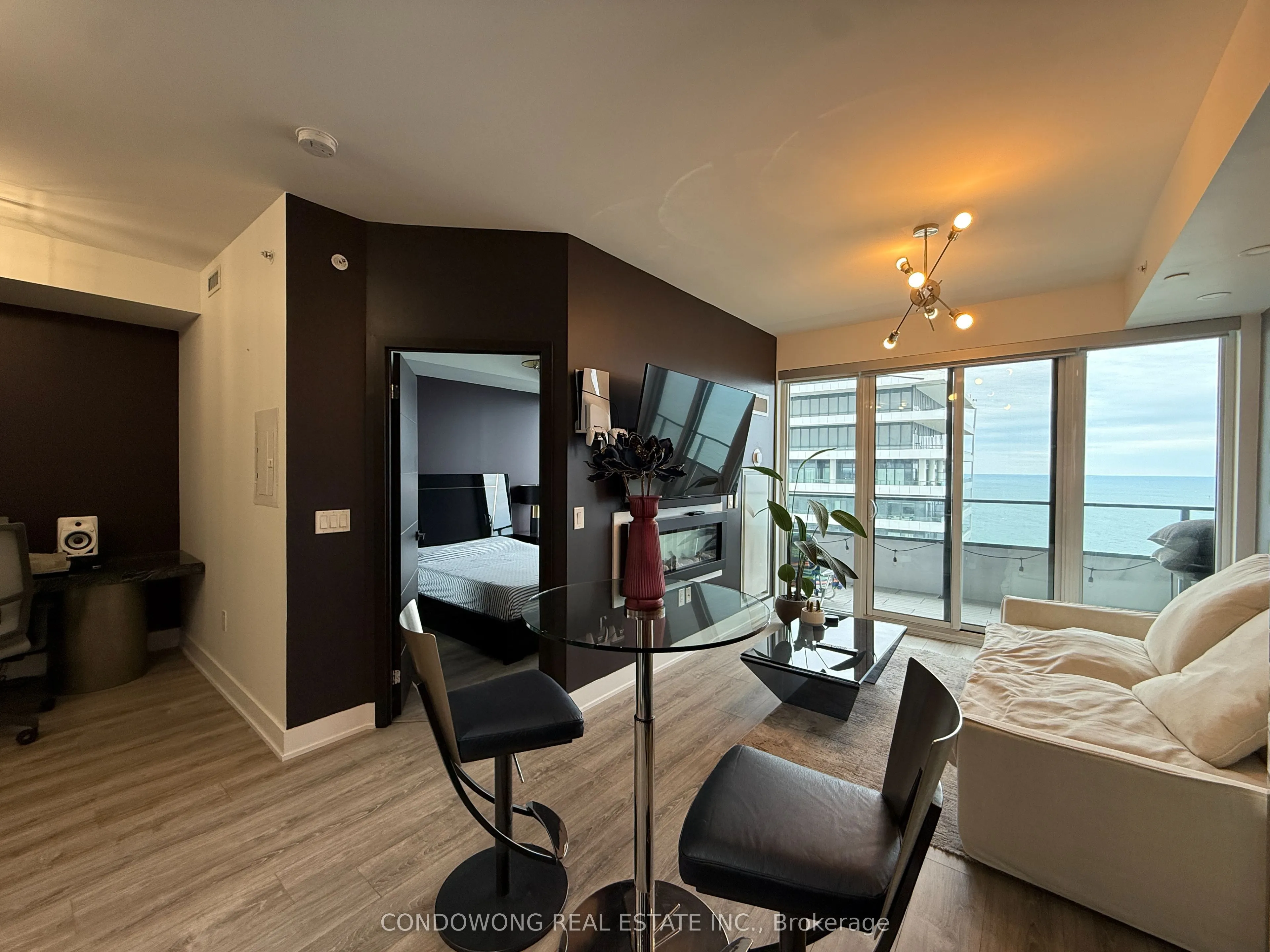 30 Shore Breeze Drive #5006