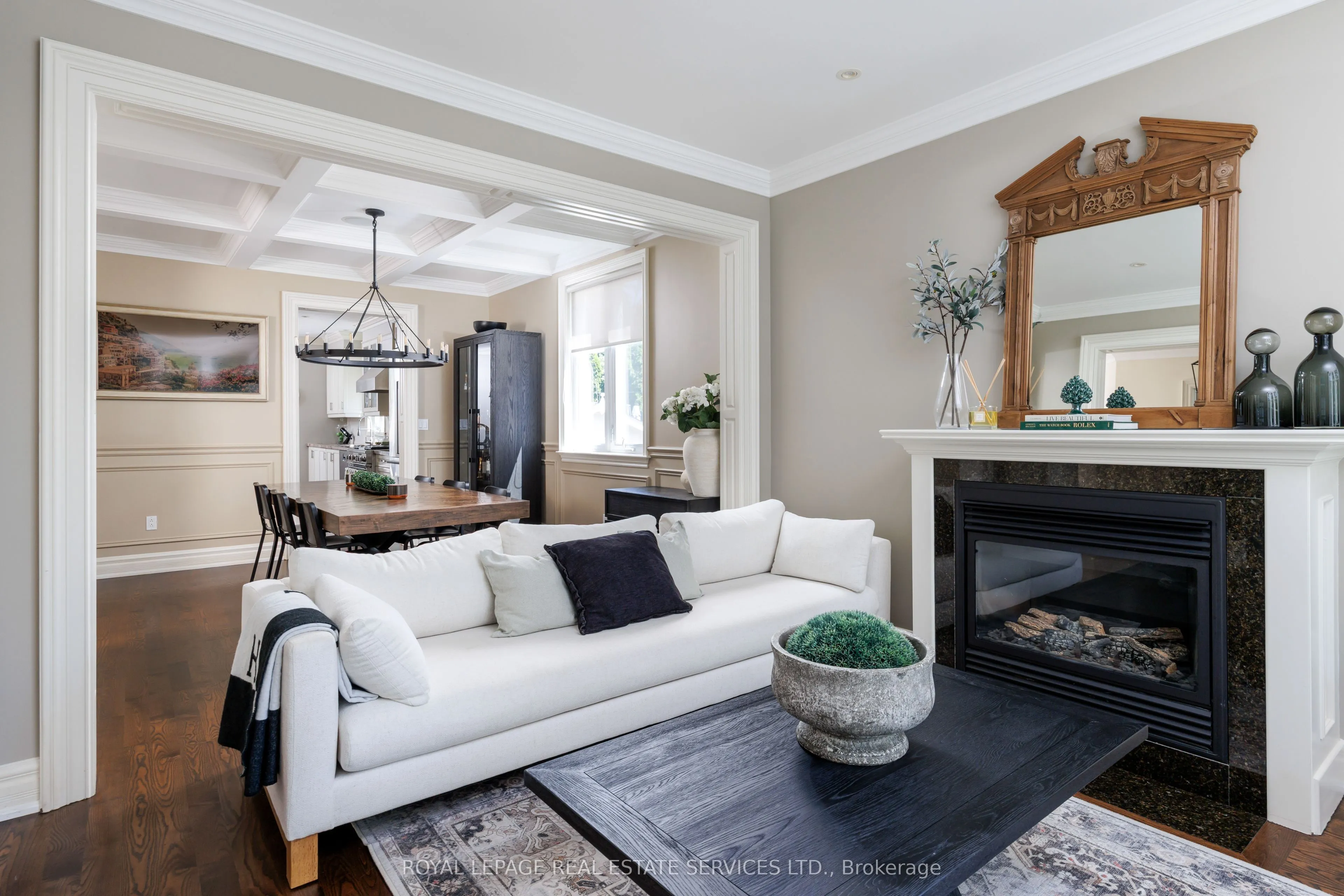 4 Springbrook Gardens