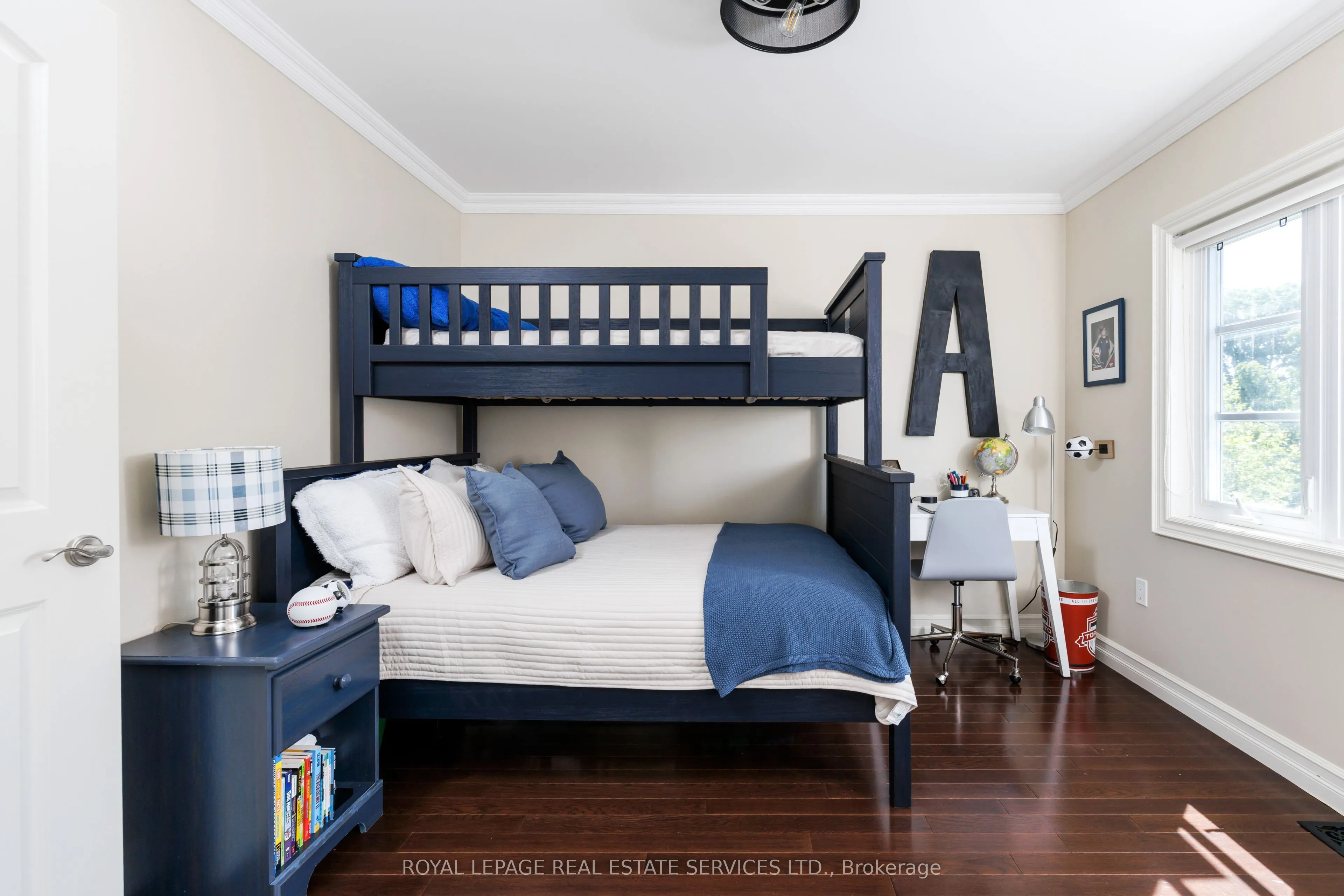 4 Springbrook Gardens