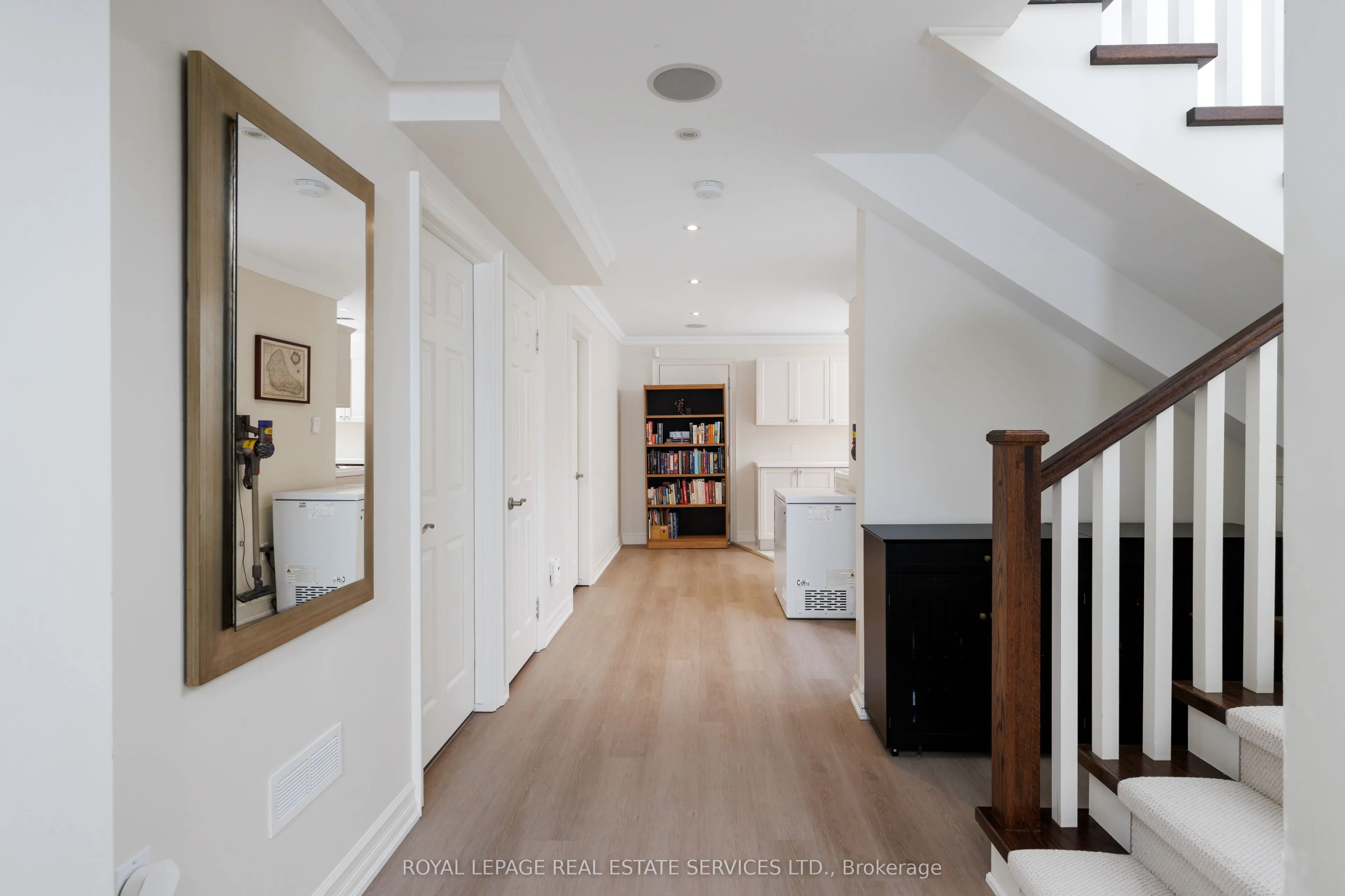 4 Springbrook Gardens